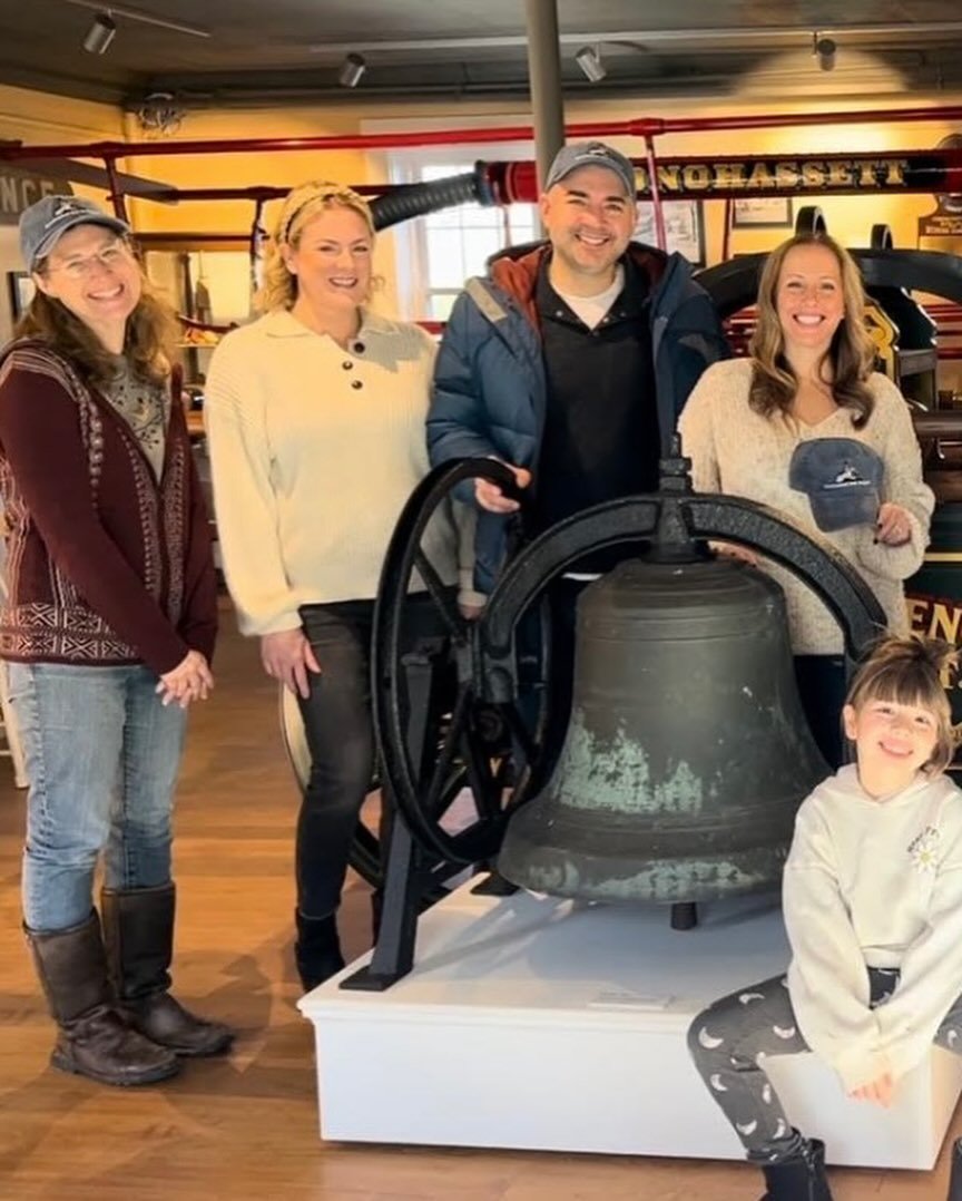 The Society held an appreciation event recently at the Beechwood Meetinghouse and Museum to thank our volunteer bell ringers with custom *Beechwood Bell Brigade* hats from @goodwin_graphics! 
The bell can be heard every Sunday morning at 10:00 AM thr