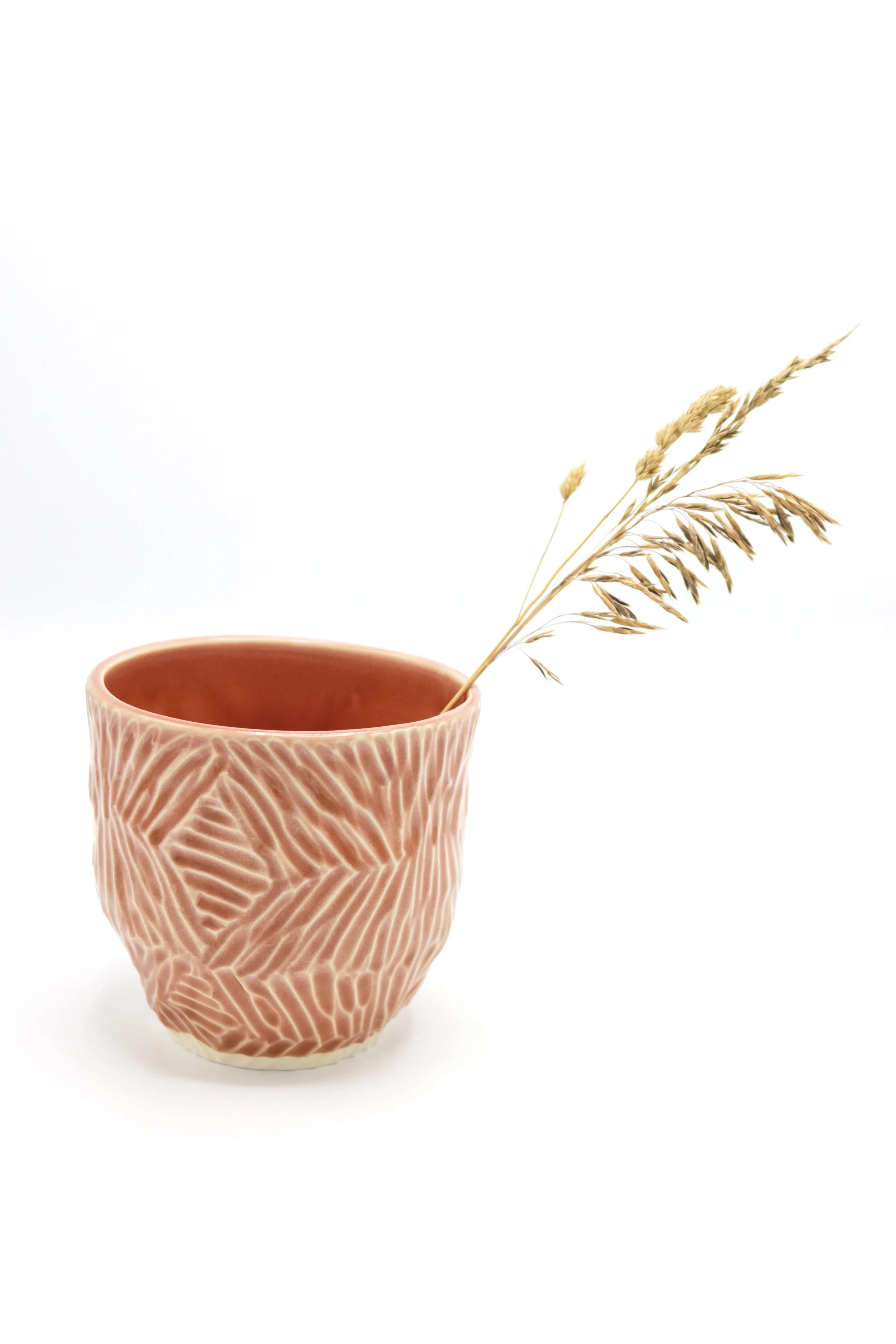 Carved_Utensil_Holder_pink_7922.jpg