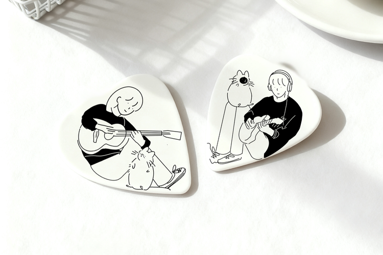 Guitar Pick Design for 3tracklive