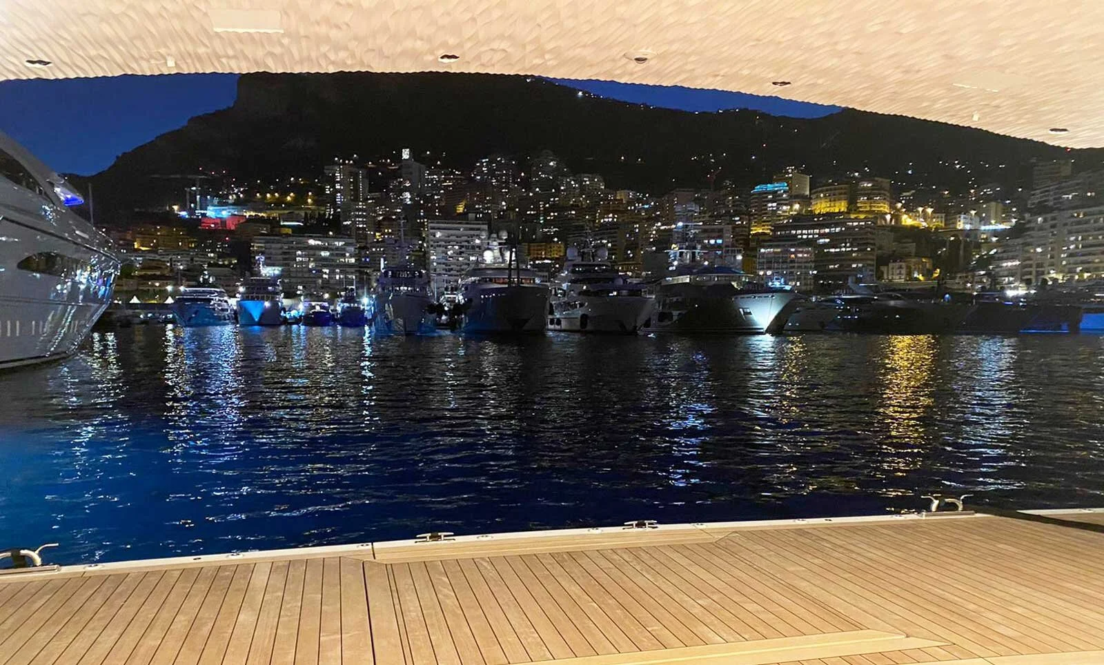 Voly-Monaco-2021-Yacht-view-at-night.jpg