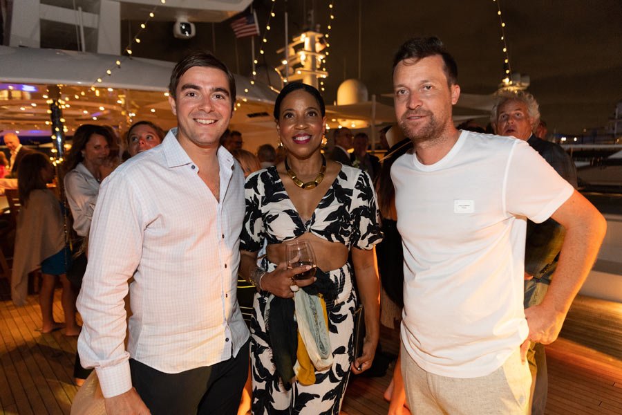 Tom Rapp - Southwake Capital, Jill Dill - Bermuda Tourism Authority, Voly Ceo - Ian Flanagan