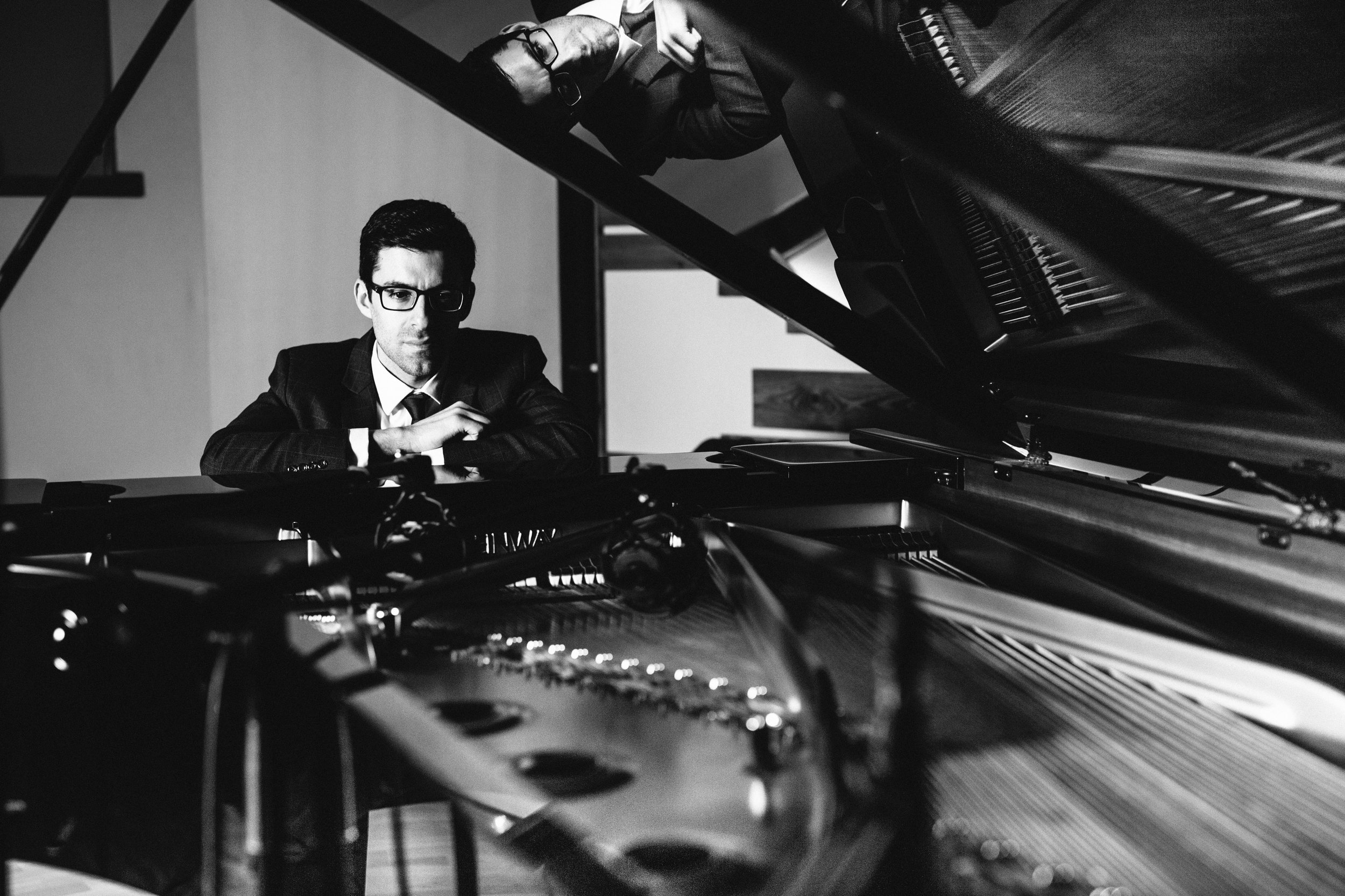 GABRIEL LATCHIN TRIO - PLAYS GERSHWIN