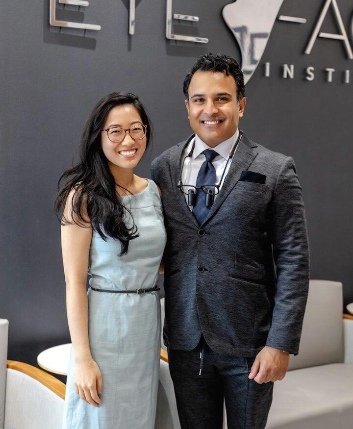 Just an Oculoplastic Surgeon &amp; Dermatologist happy to be doing what they love.👋⠀
⠀
We're currently scheduling no-cost (and no obligation) virtual consultations for eyes, face/skin and hair loss concerns. You can schedule a consultation by contac