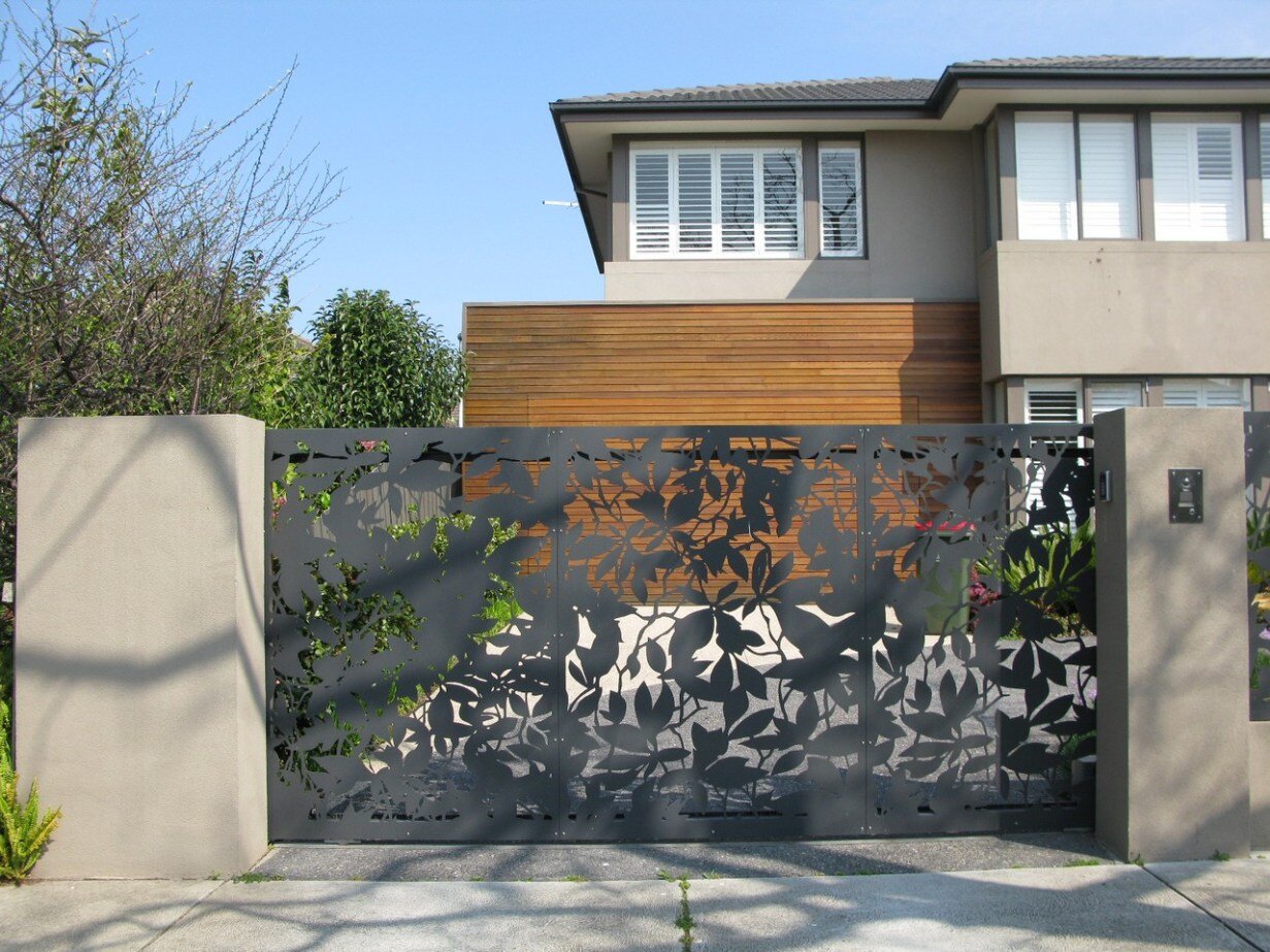 Gate1.jpg