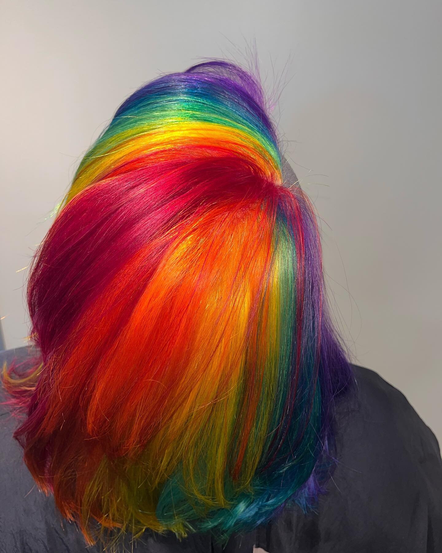 Happy pride!! Thank you @thaumatropia  for always letting me do the most amazing hair on you!❤️🧡💛💚💙💜 #pulpriothair #joico