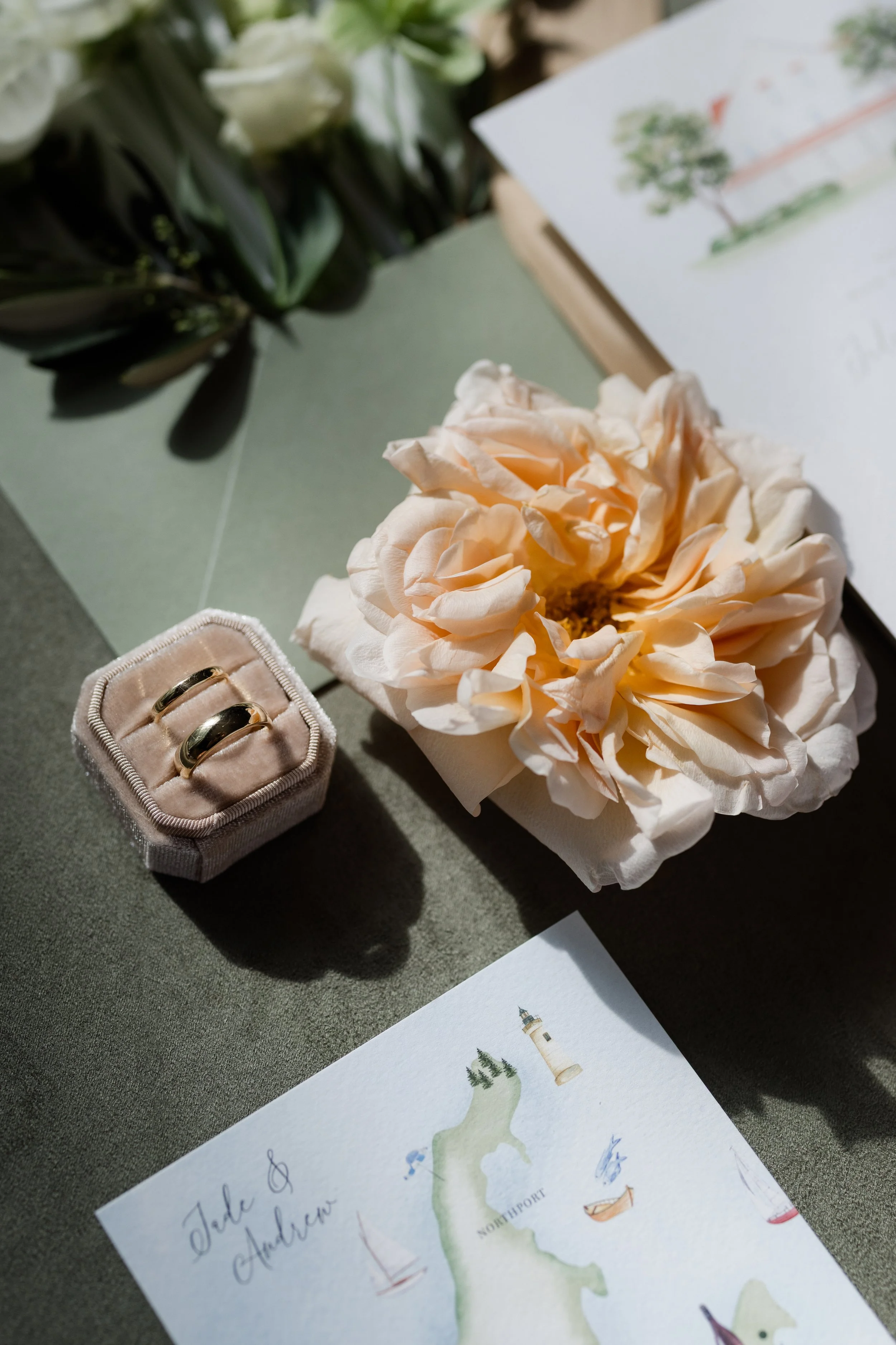 Classic and Traditional: High Polish Wedding Bands in Yellow Gold