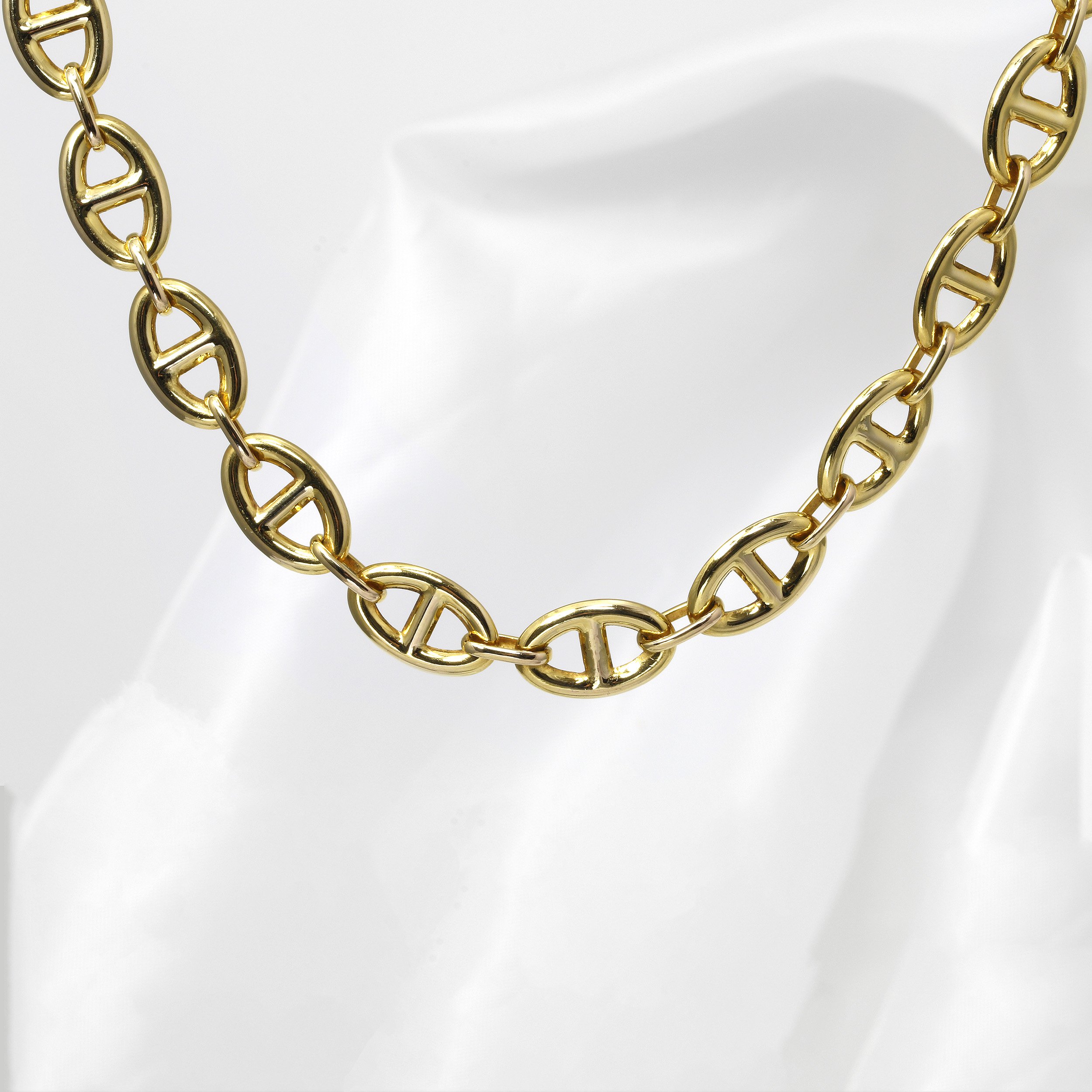 Marine Link Necklet in 9ct Yellow Gold