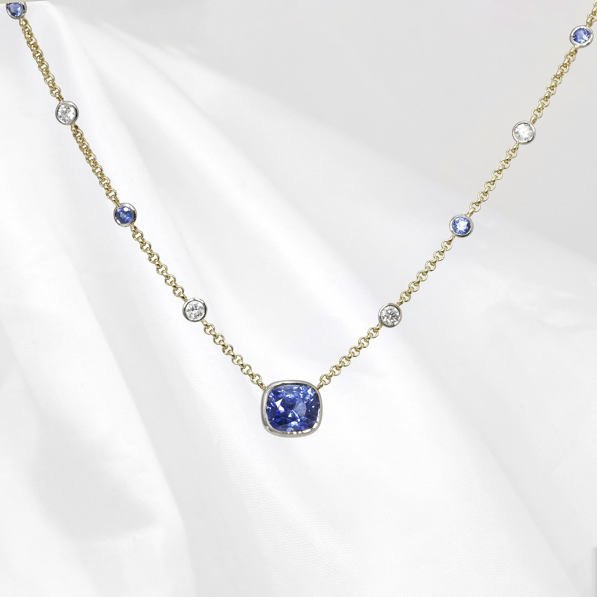  Timothy Roe Sapphire and Diamond Necklace in Yellow Gold and Platinum £2,750.00 
