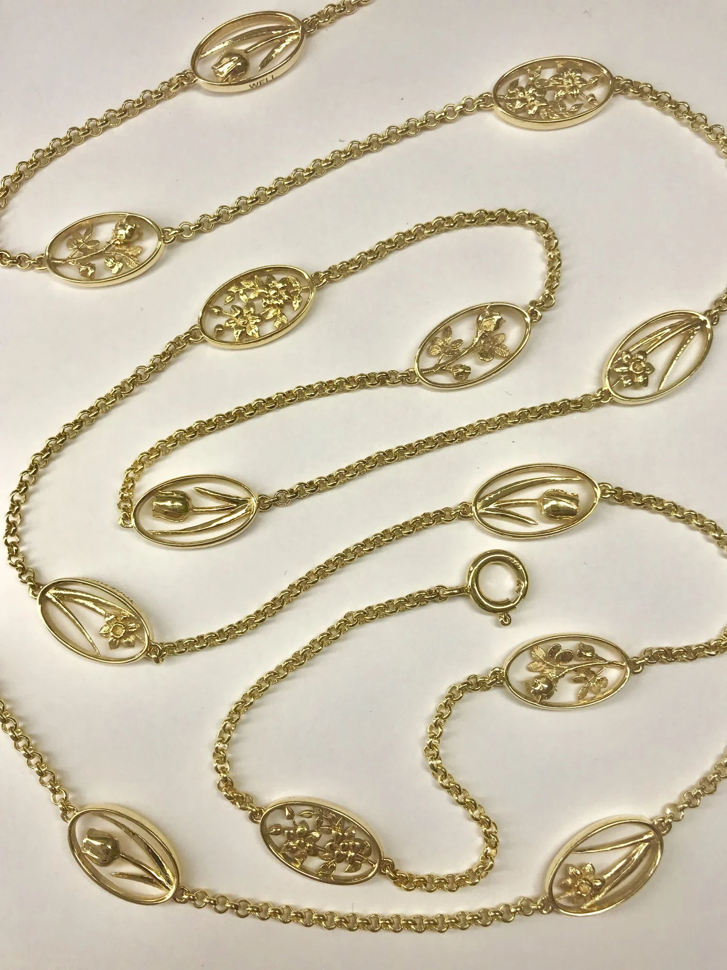 The finished necklace. This style of long necklace interspersed with design elements was very popular at the beginning of the C20th often with an Art Nouveau influence.