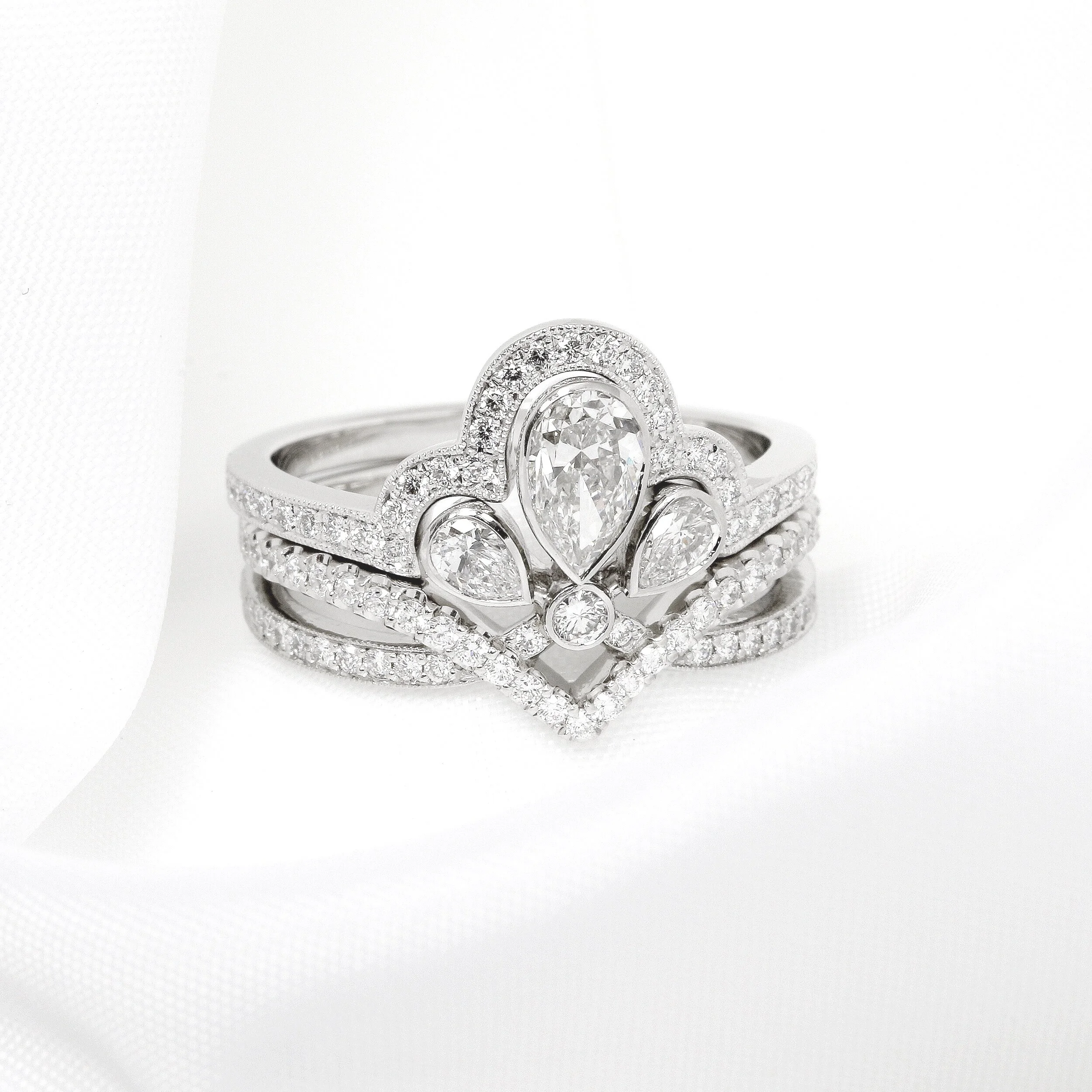  Timothy Roe Diamond Tiara Ring in Platinum £2,995.00 