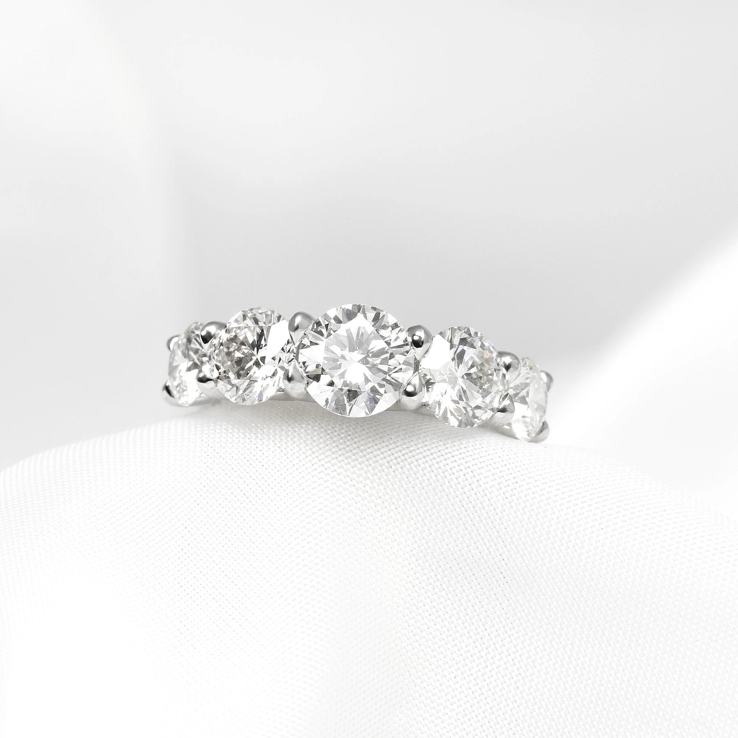  Timothy Roe Graduated Diamond Five Stone Ring £14,995.00 