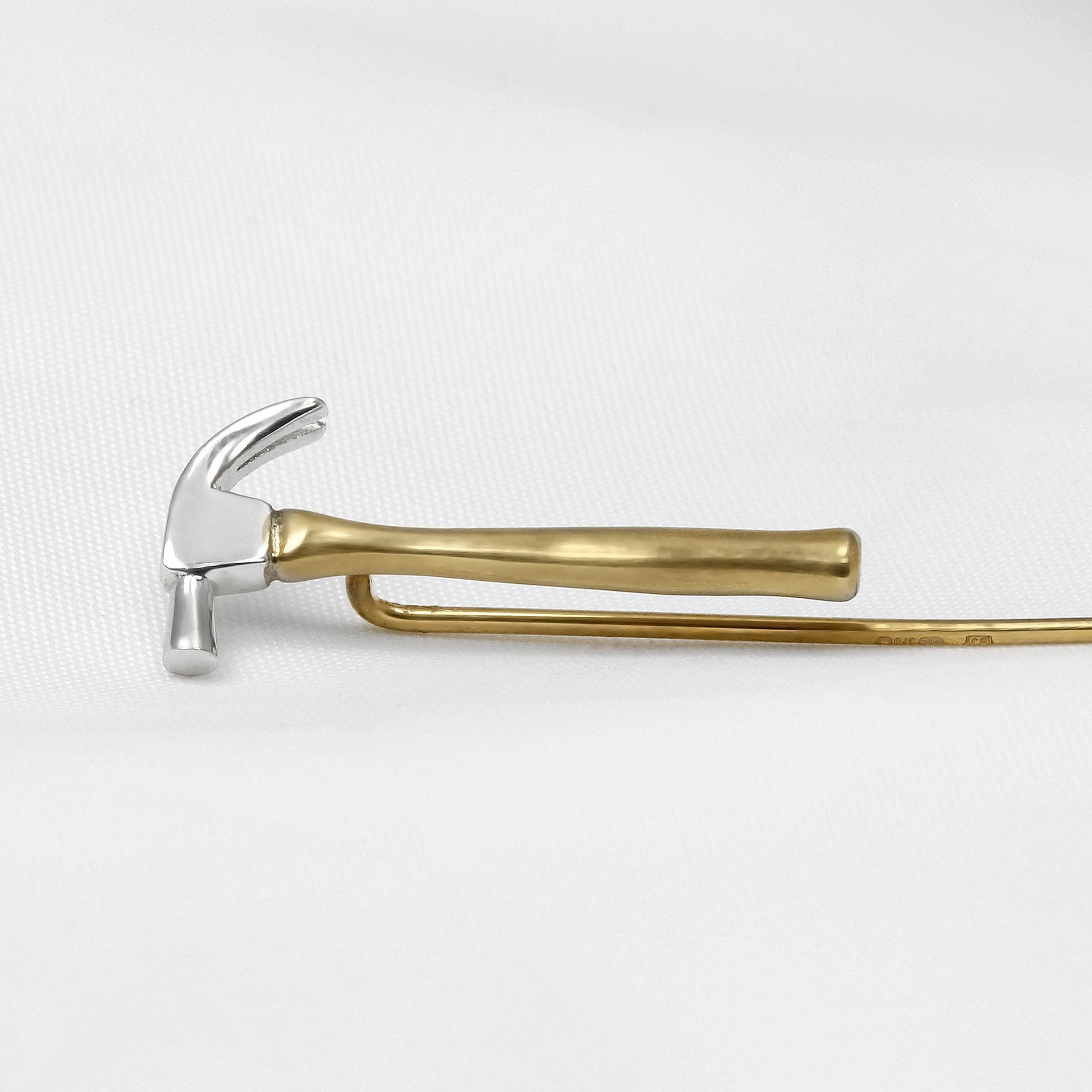  Hammer Tie Pin in 9 ct Yellow and White Gold £195.00 