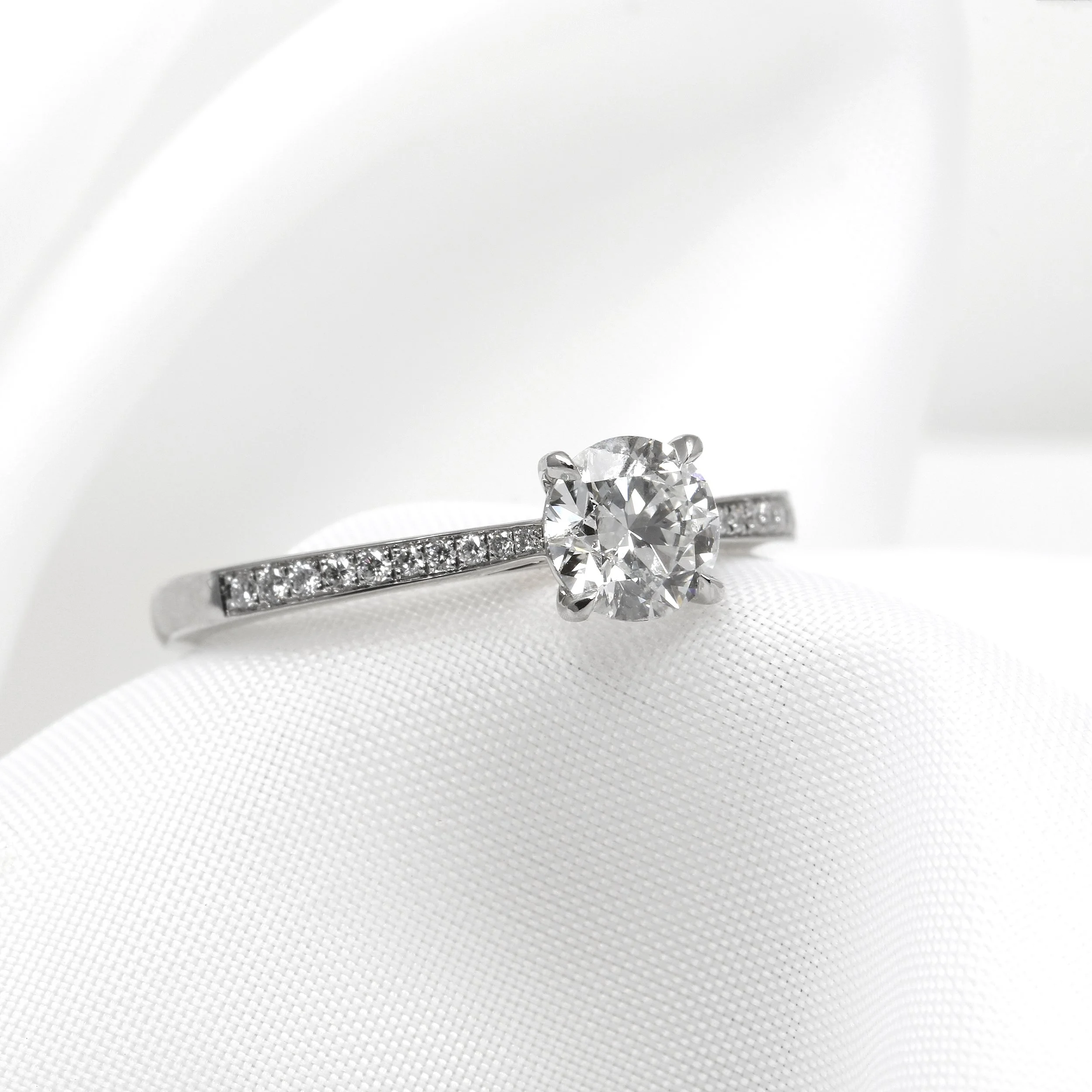  Diamond Solitaire Ring With Shoulders in Platinum 