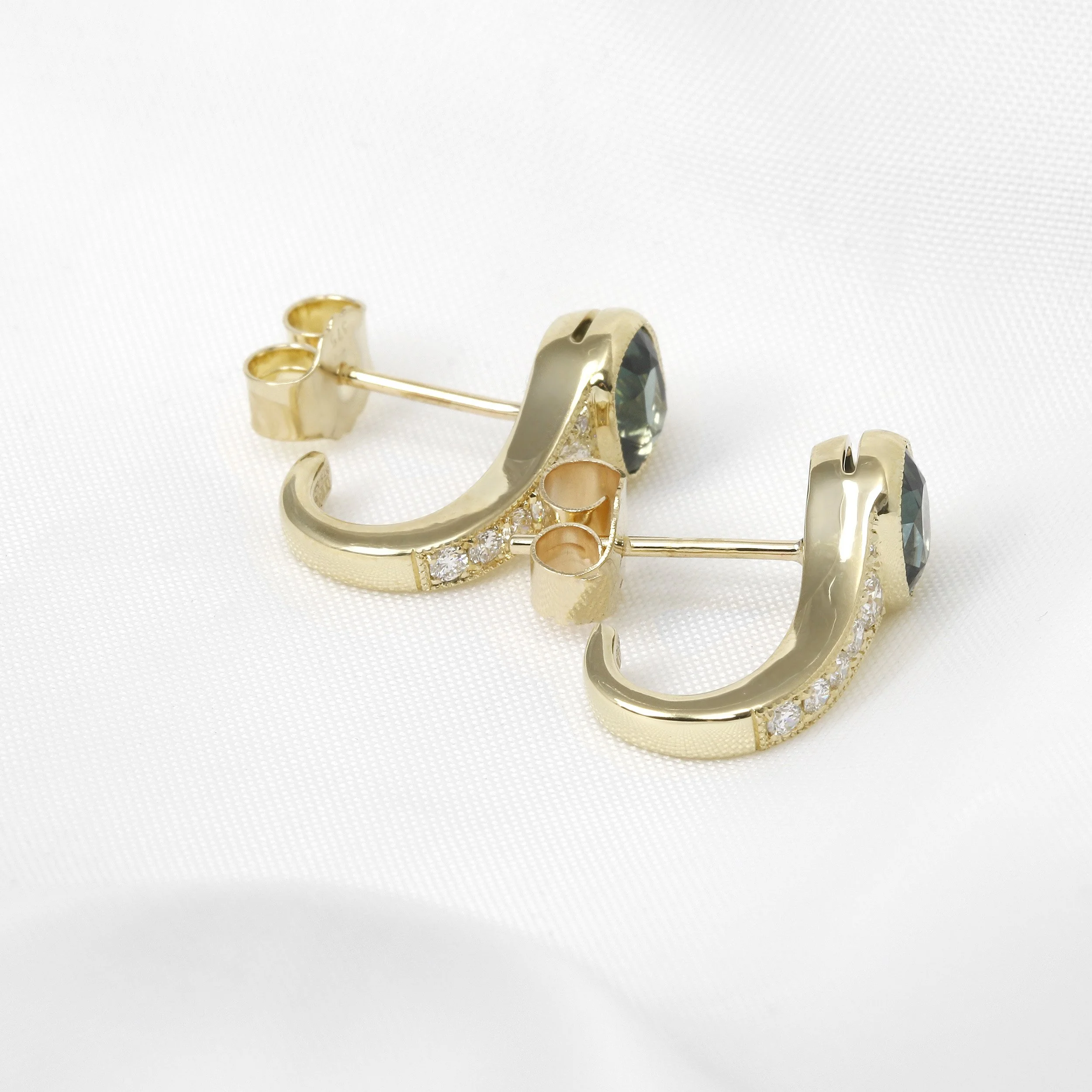  Timothy Roe Teal Sapphire and Diamond Hoop Earrings in Yellow Gold £2,495.00 