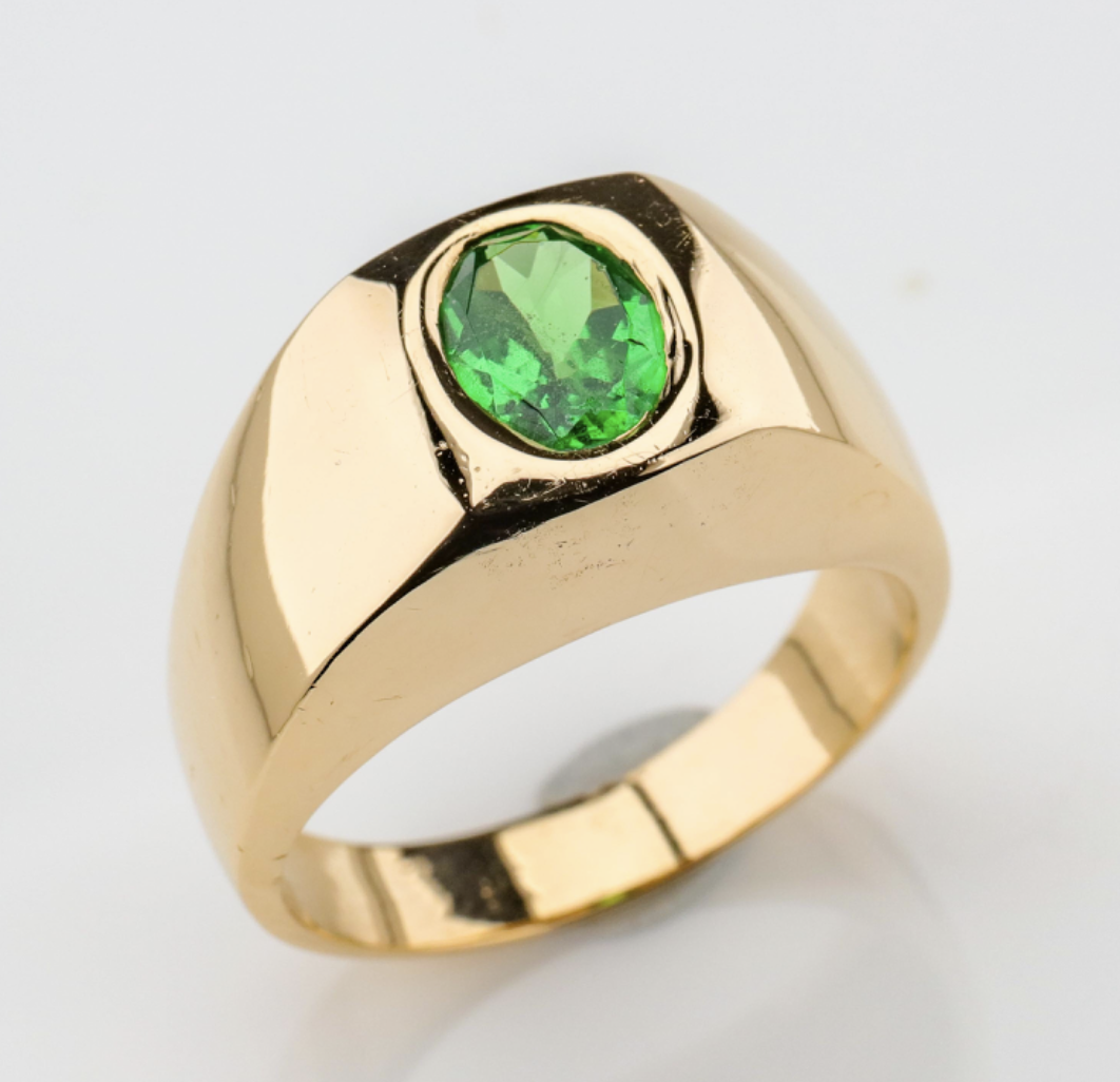 Tsavorite Inspiration: 1970’s Style 18ct Yellow Gold Gent’s Ring with Tsavorite Garnet Made in the US. This ring was recently sold on 1stdibs.com . Designer unknown.
