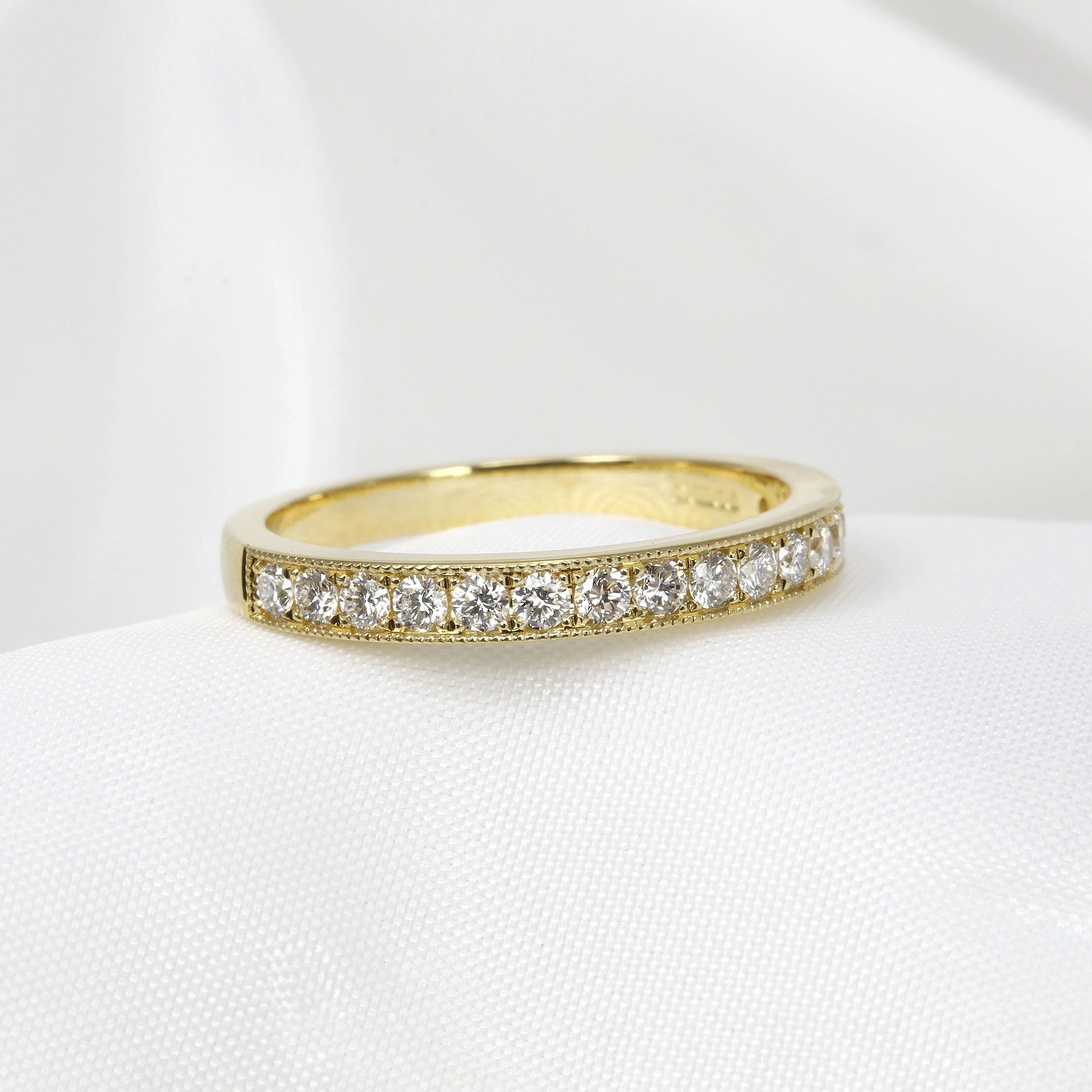 Grain Set Diamond Eternity Ring in 18ct Yellow Gold