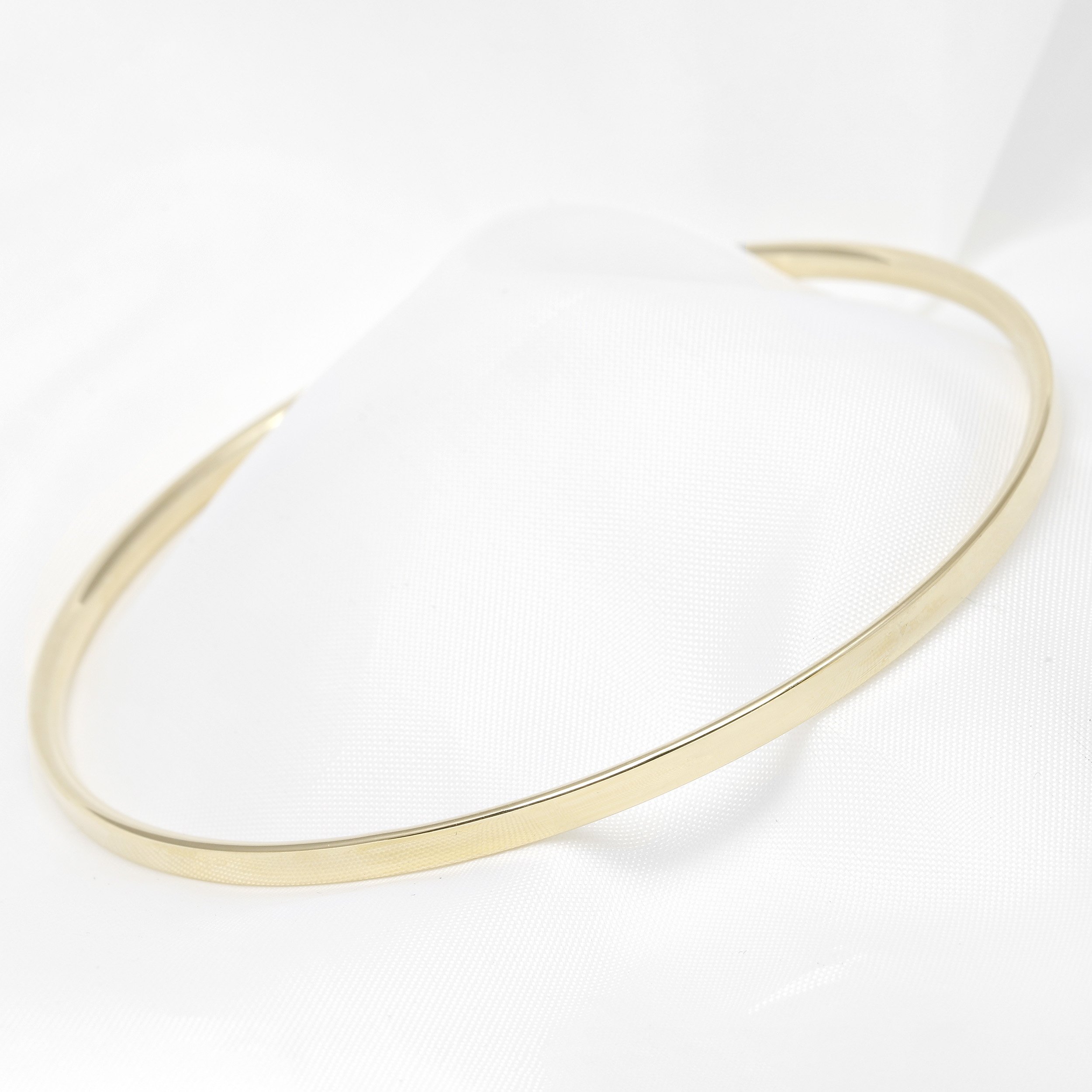 9ct Yellow Gold Bangle £1,350.00 