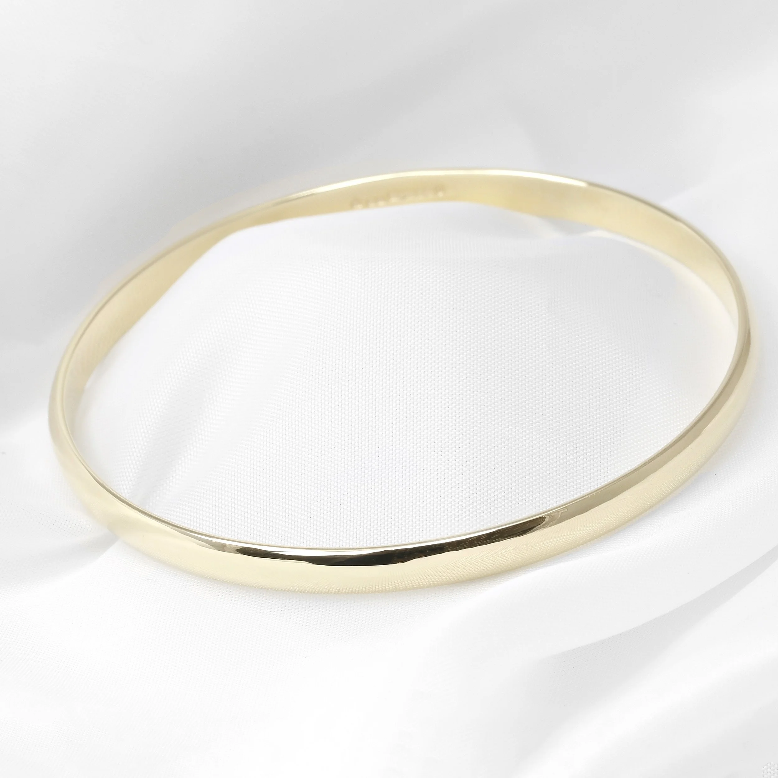  D Shaped Profile Bangle in 9ct Yellow Gold £1,625.00 