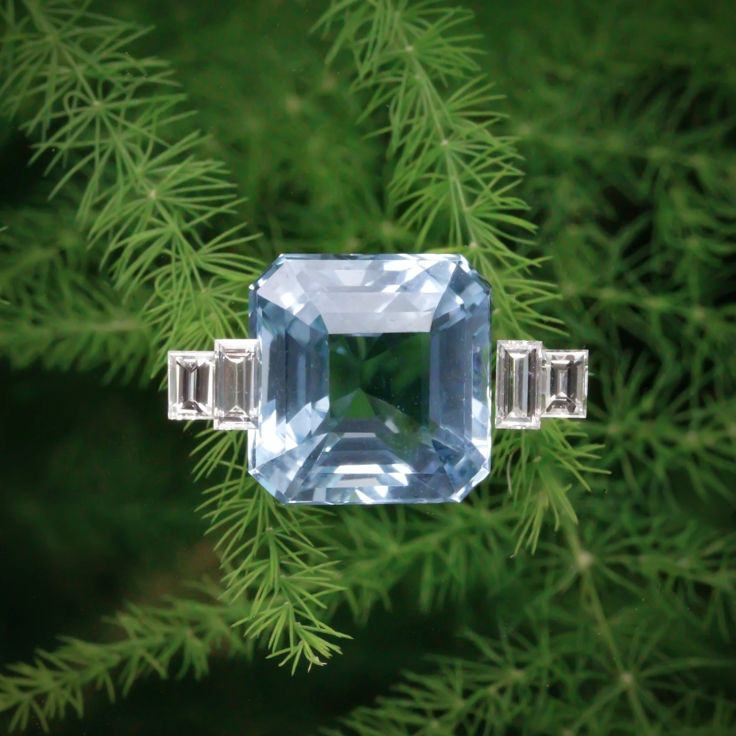 Aquamarine and Baguette cut Diamond ring set. 7.45ct and 0.41ct respectively.