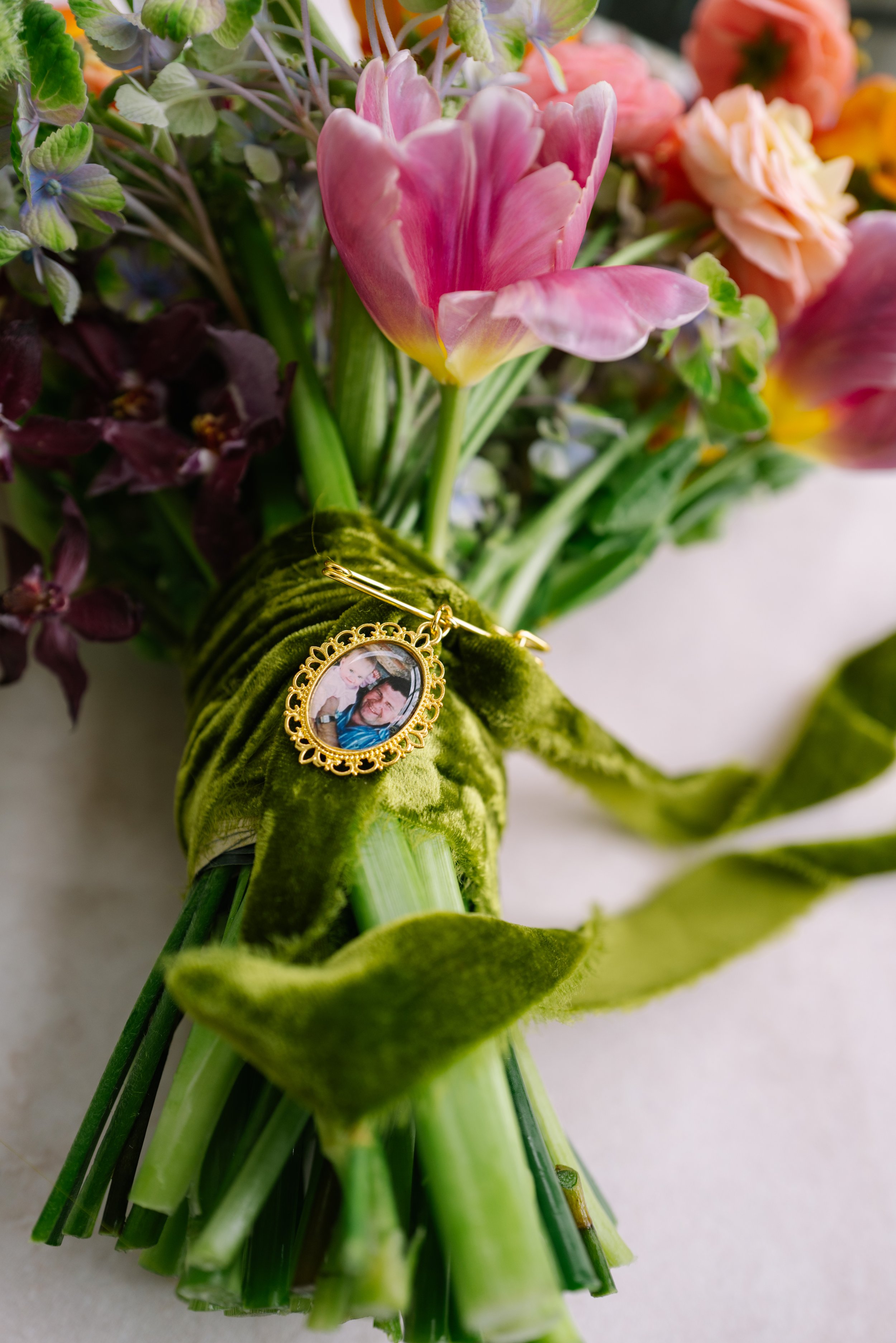 S&amp_J_WeddingPreviews-11.jpg