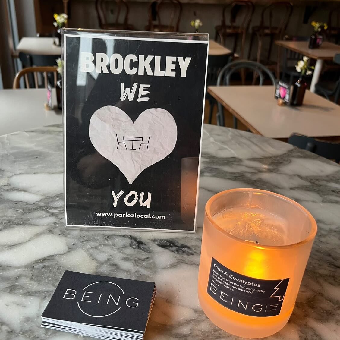 HEY BROCKLEY 👋🏻 

Shout out to @parlezlocal for allowing me to scent their beautiful venue &hearts;️ 

The olive oil margaritas are literally my new favourite drink and the food menu is DELICIOUS ✨ 

Even better is it&rsquo;s literally next to the 