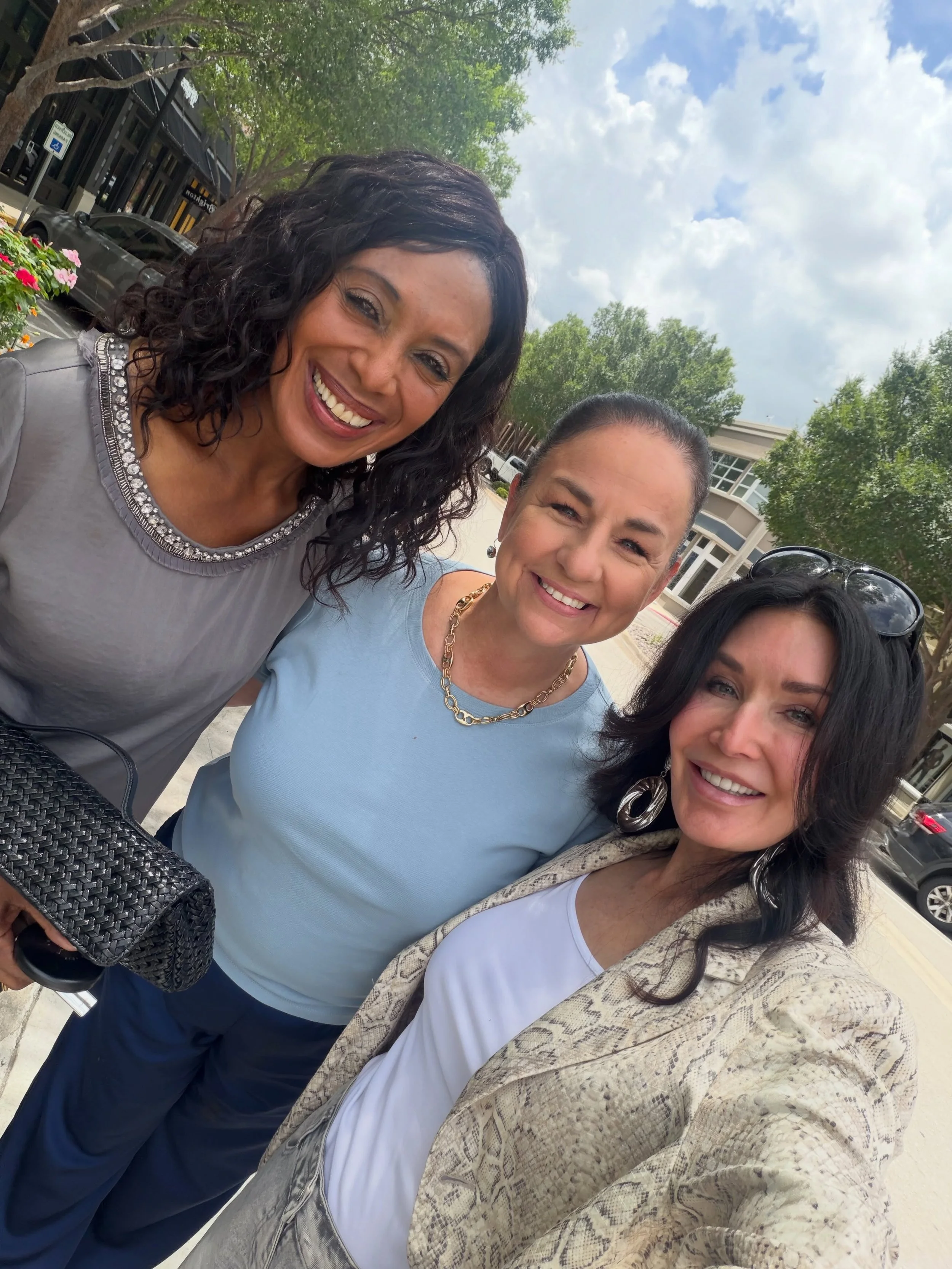 Lunch with these beauties&hearts;️
