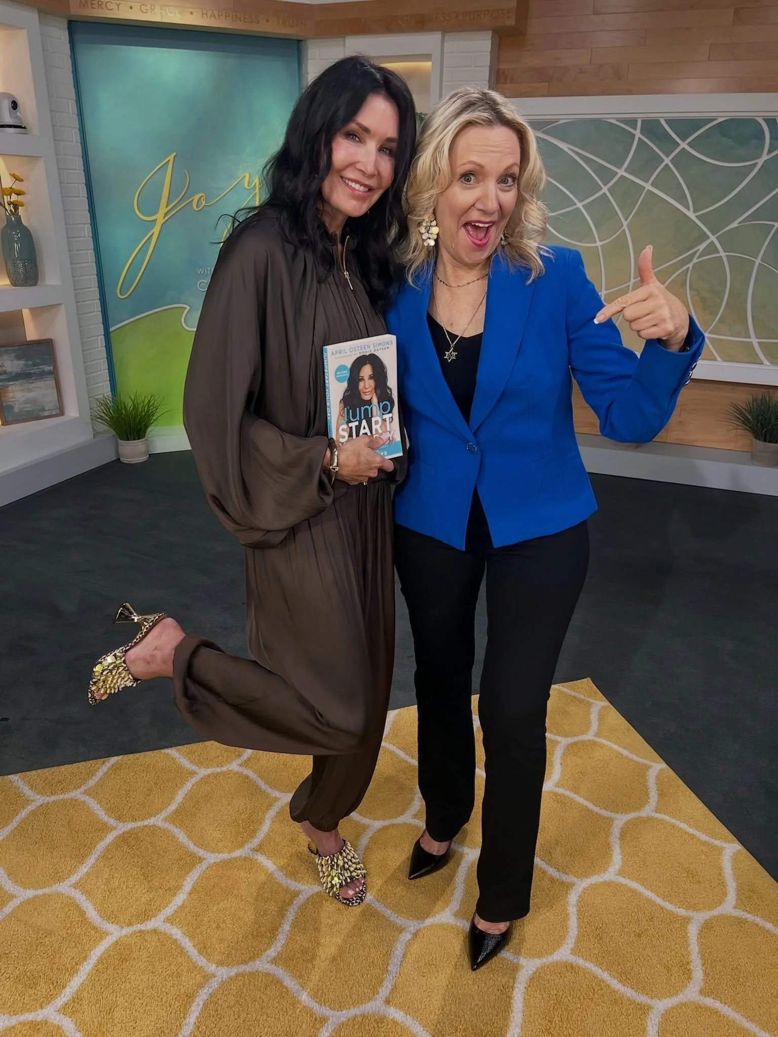 Loved being in Virginia with @DanetteCrawford talking about my book, Jumpstart Your Day. We had the best time!

Jumpstart Your Day is a 90-day devotional to help you start your mornings off with God. In just a few minutes each day, you&rsquo;ll find 