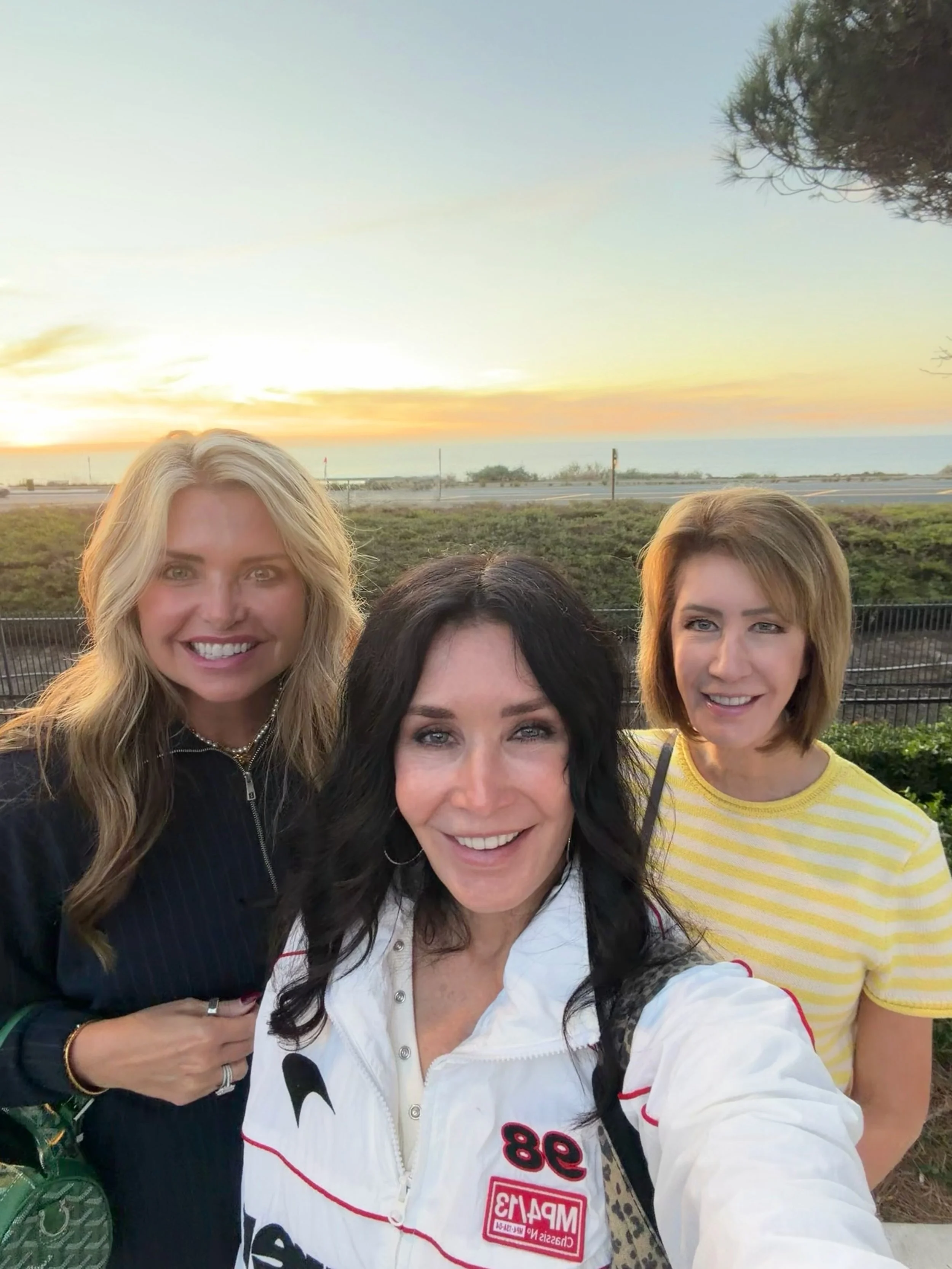 Together again☀️🌴