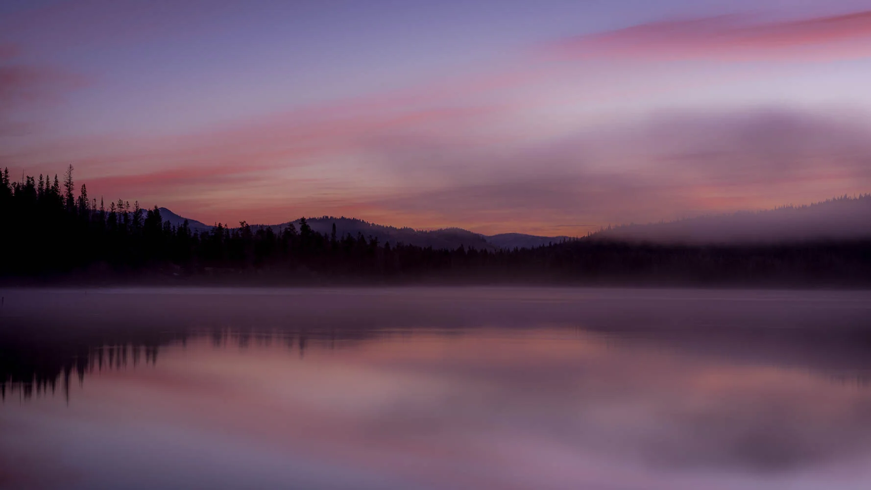 Stanley Lake sunrise alpenglow