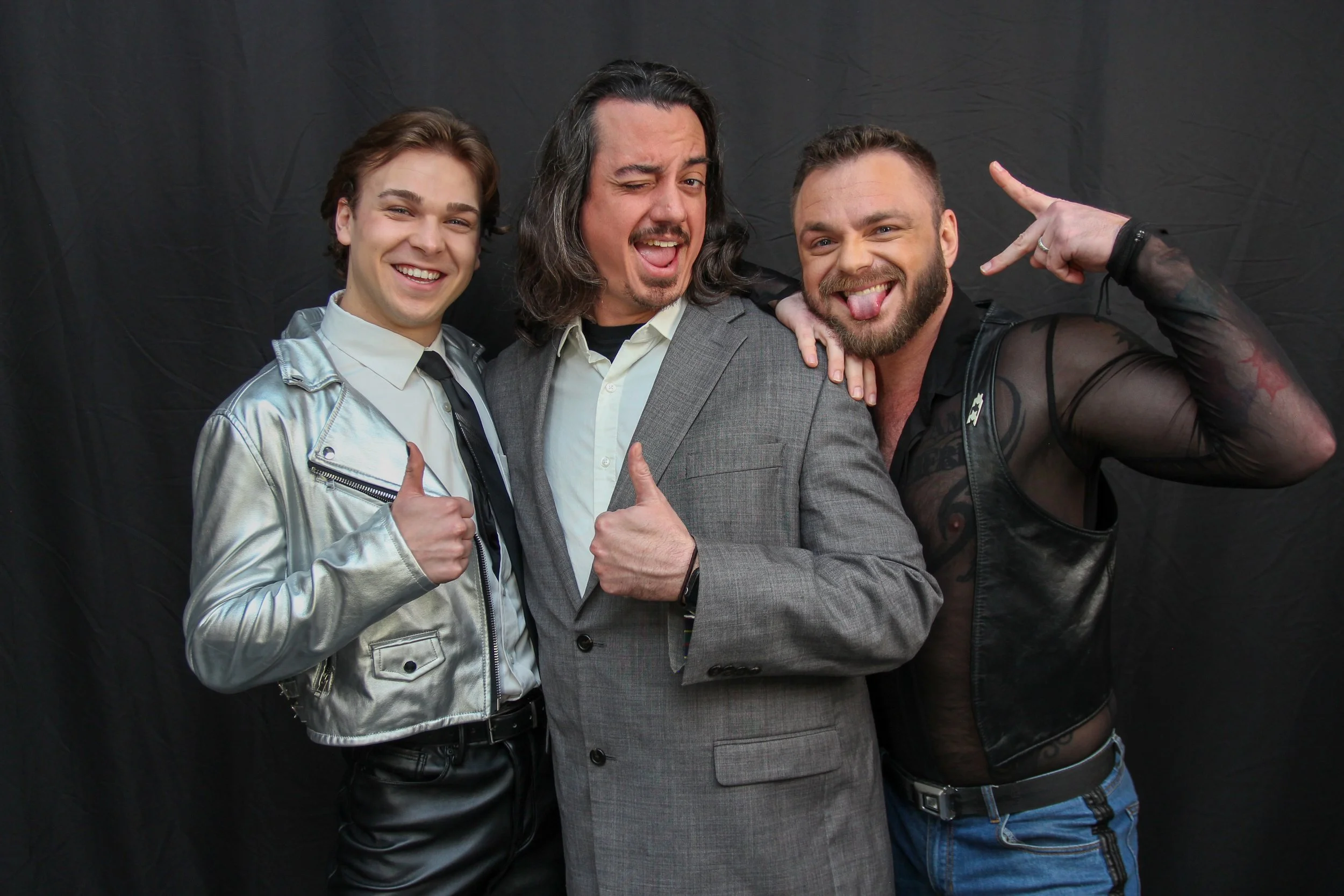 SERVE! Brings Late Night Karaoke To 2Bears Tavern Uptown!