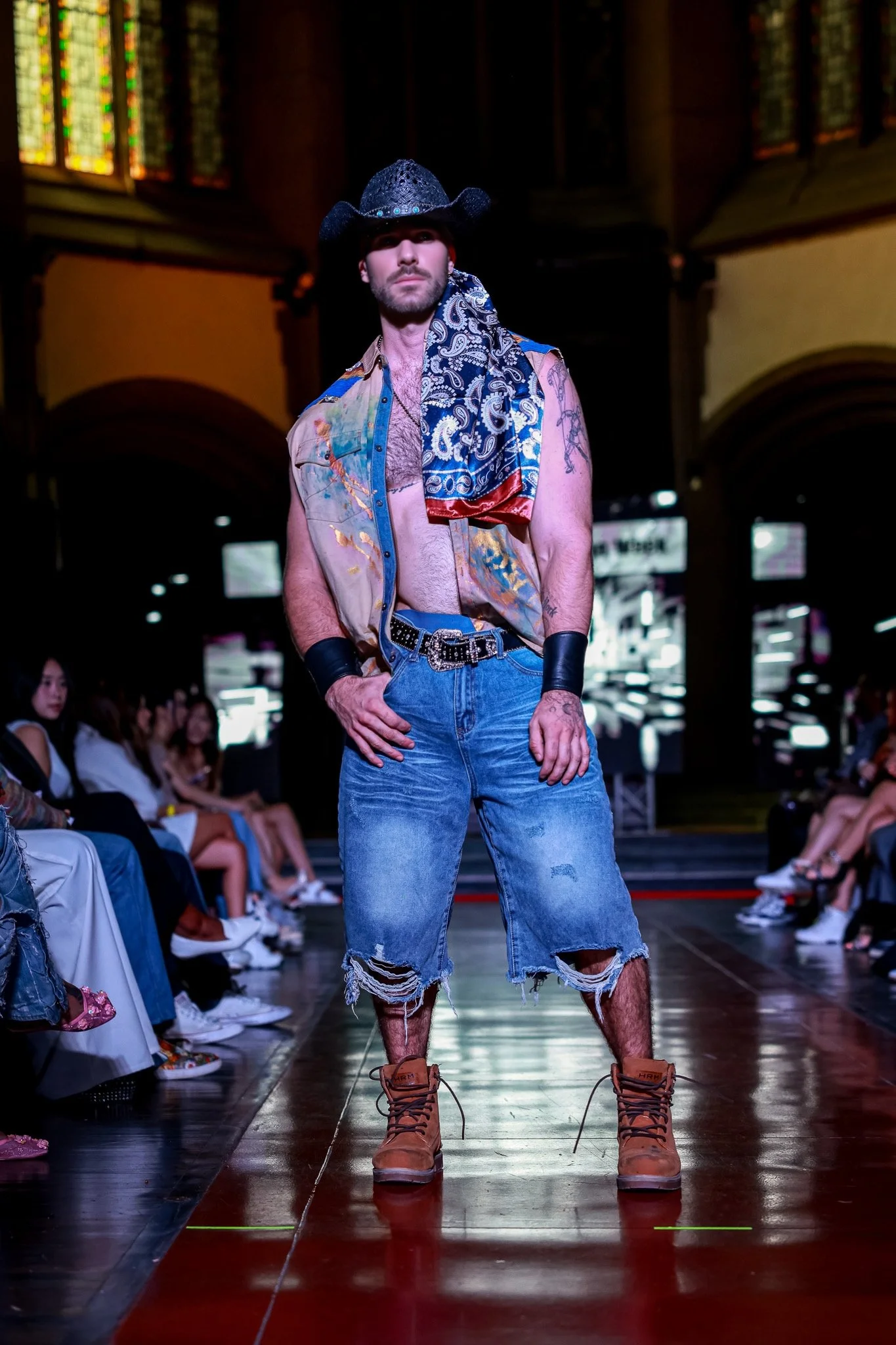 Facetune_07-10-2025-18-16-21.JPG