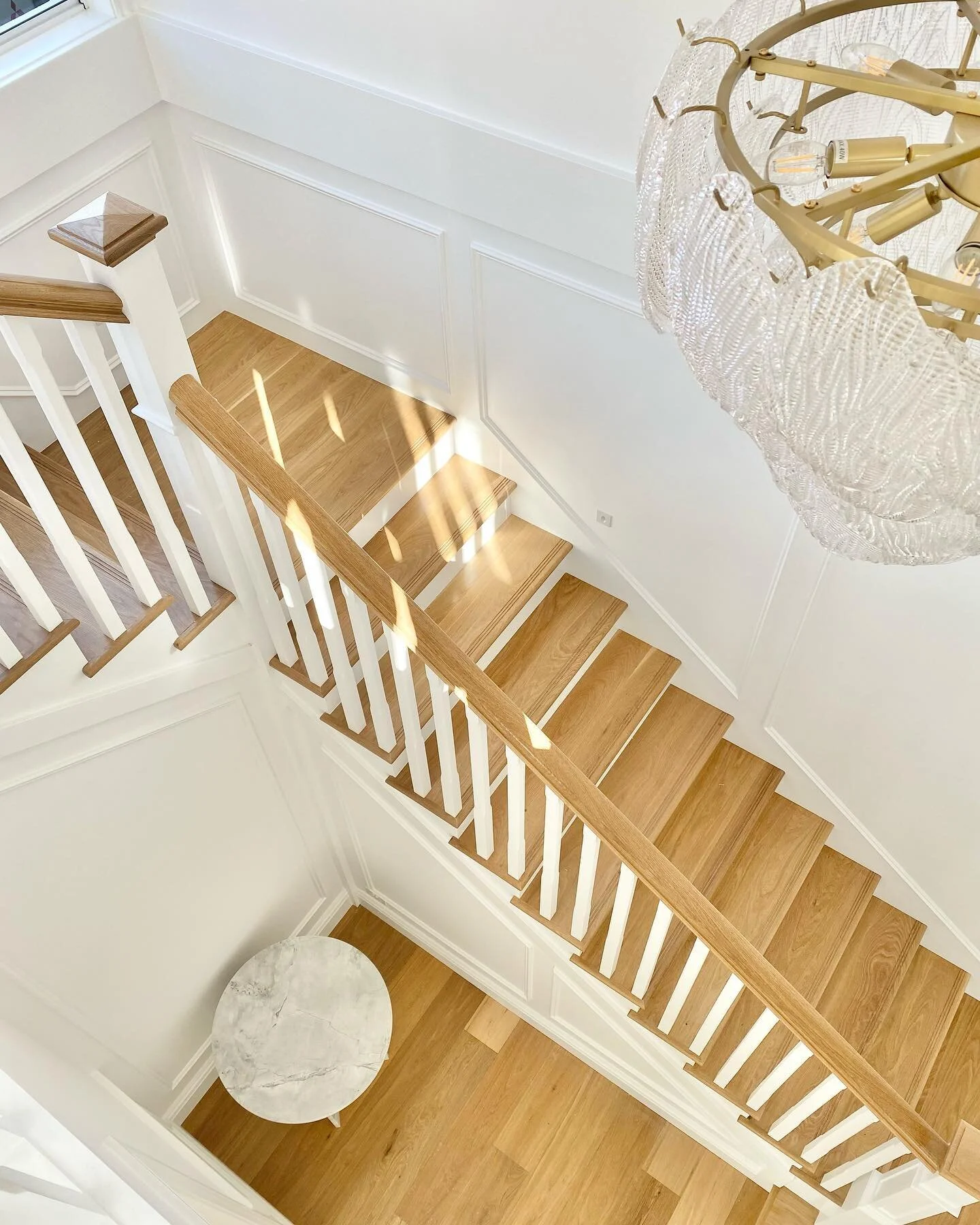 Staircase of dreams ☁️ 

#interiordesign #interiors #architecturelovers #sydneydesign #custombuilt #designstudio