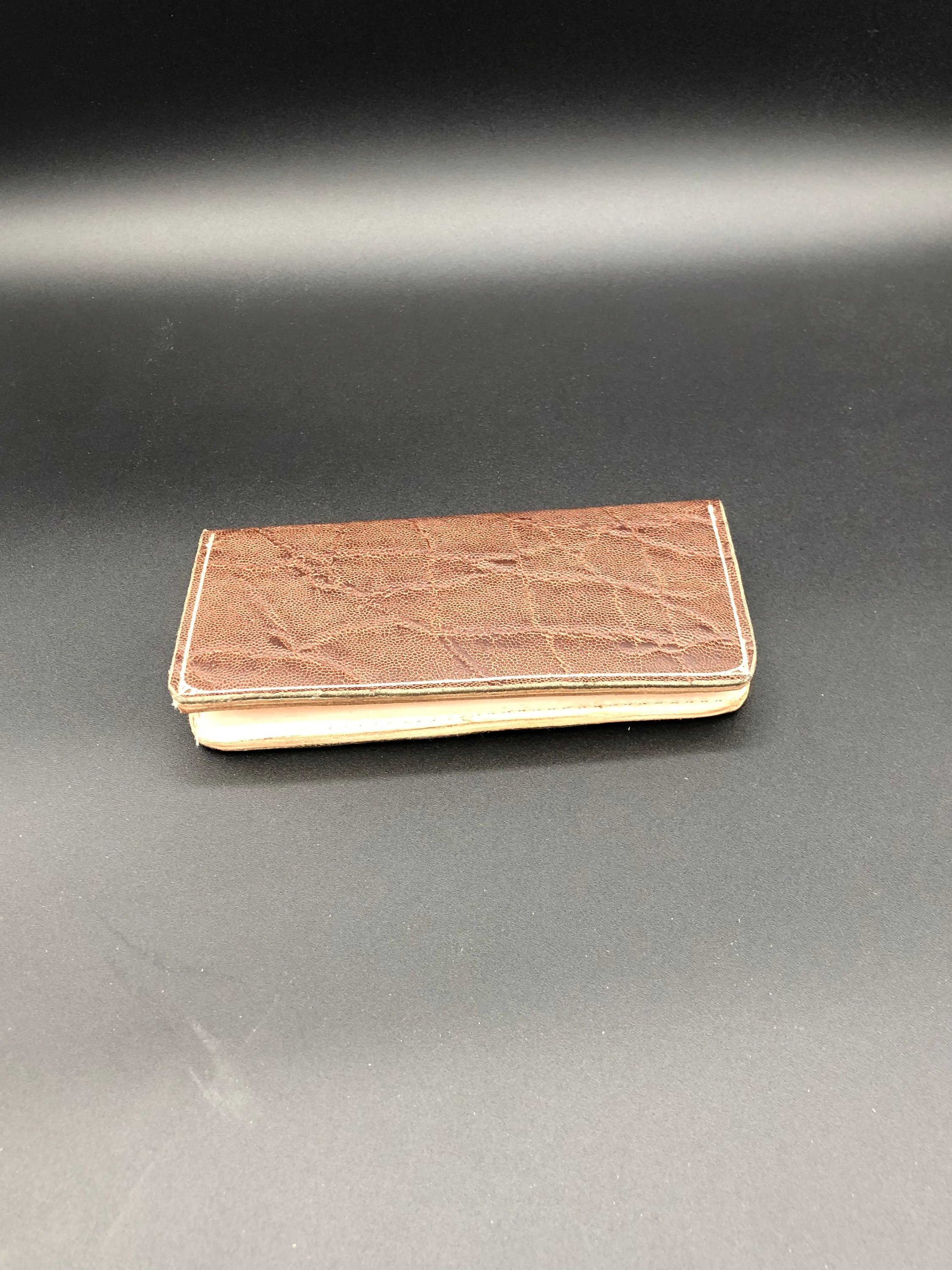 https://i.etsystatic.com/30201255/r/il/d0d6c9/3241176023/il_fullxfull.3241176023_hocr.jpg