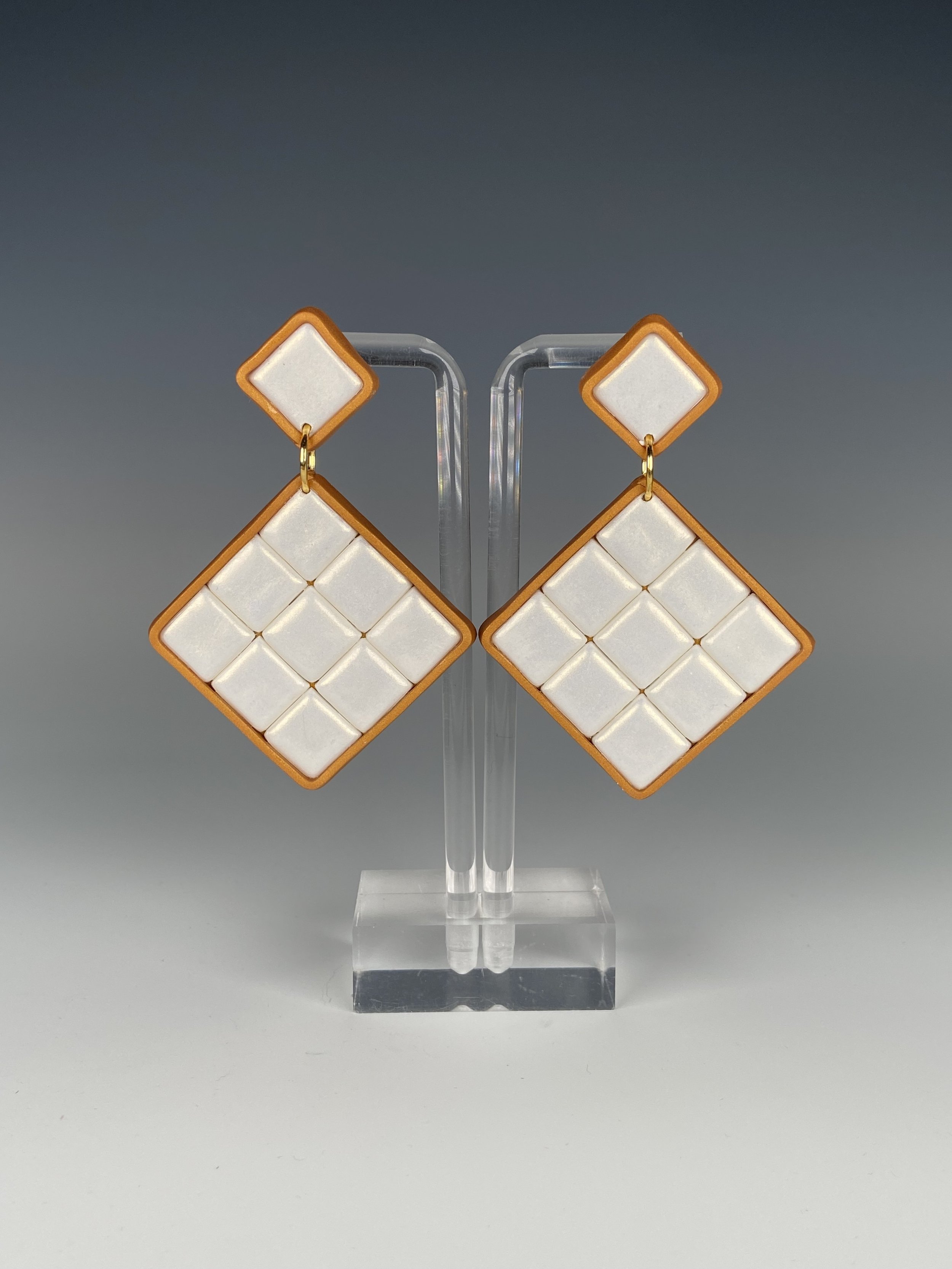 Pearl Tiles