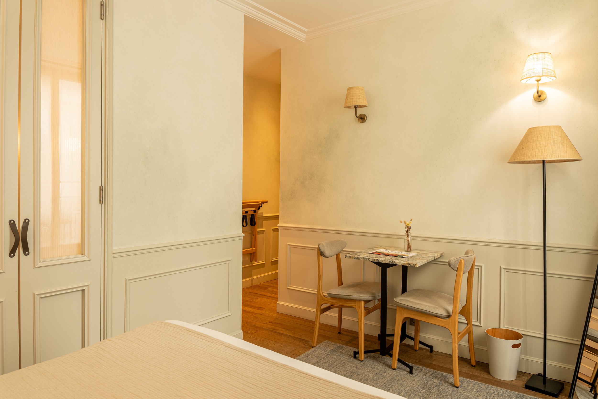 HÔTEL HOY - CHAMBRE 4-9.jpg