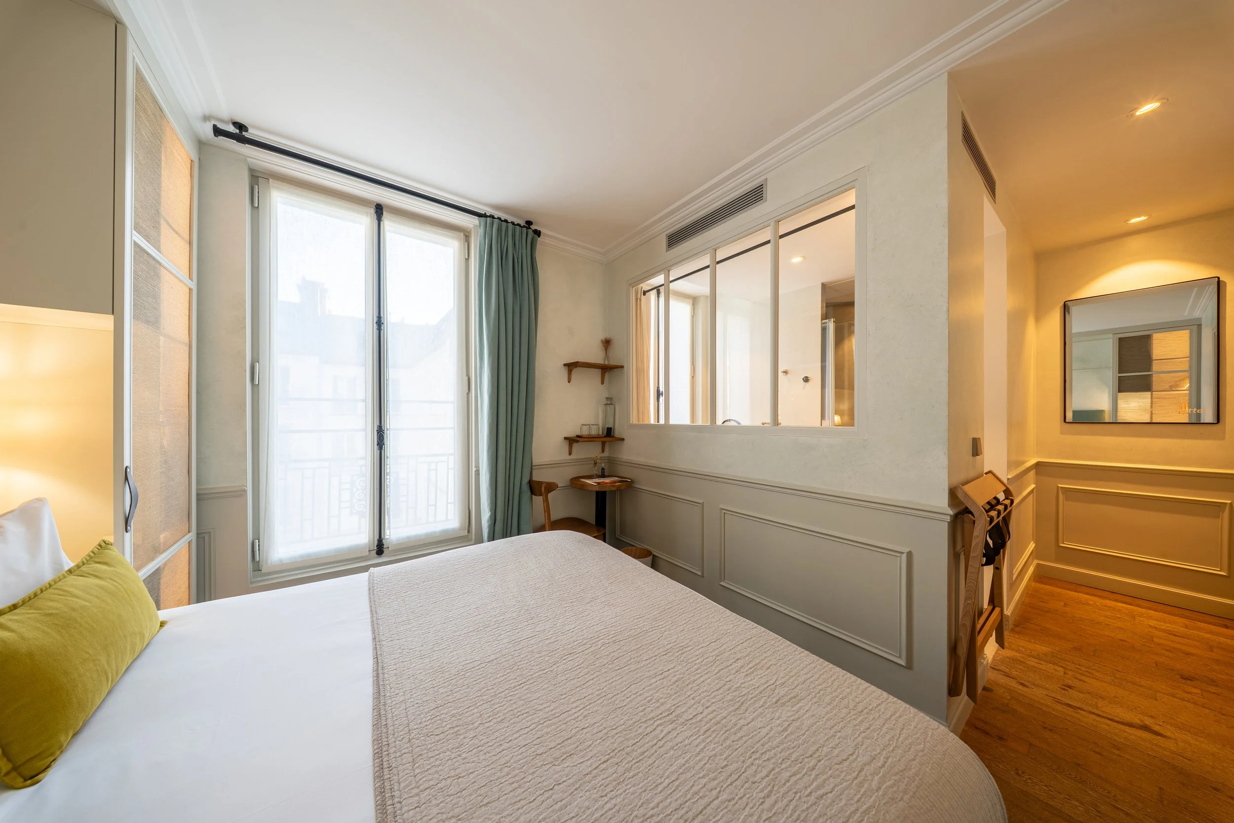 HÔTEL HOY - CHAMBRE 1-3.jpg