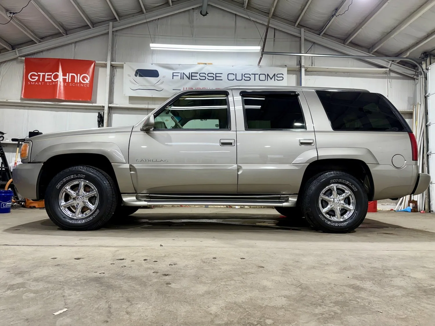 Cadillac Escalade.jpg