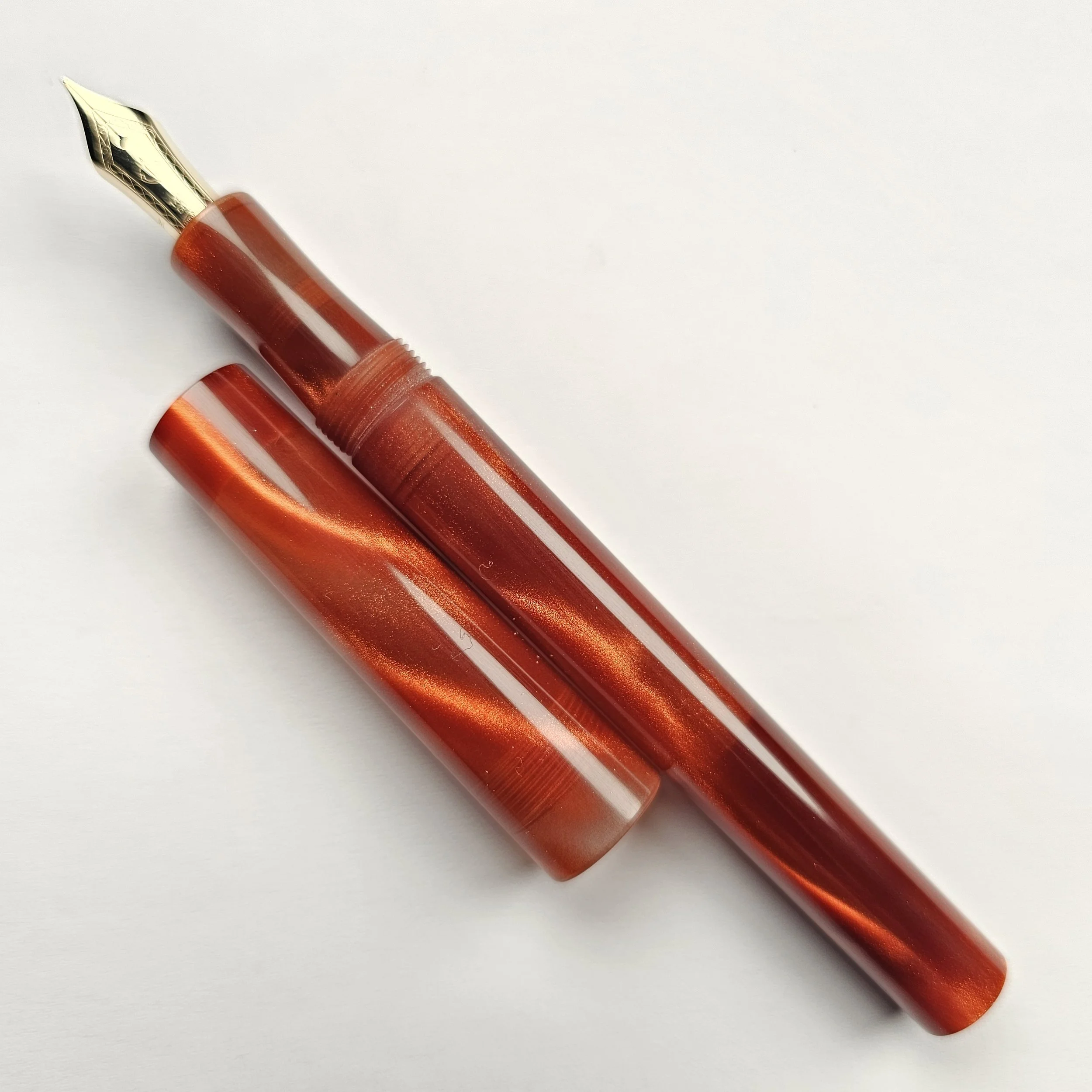 Pourly Controlled "Not" Hot lava - Slim w/ 14k Sailor Nib