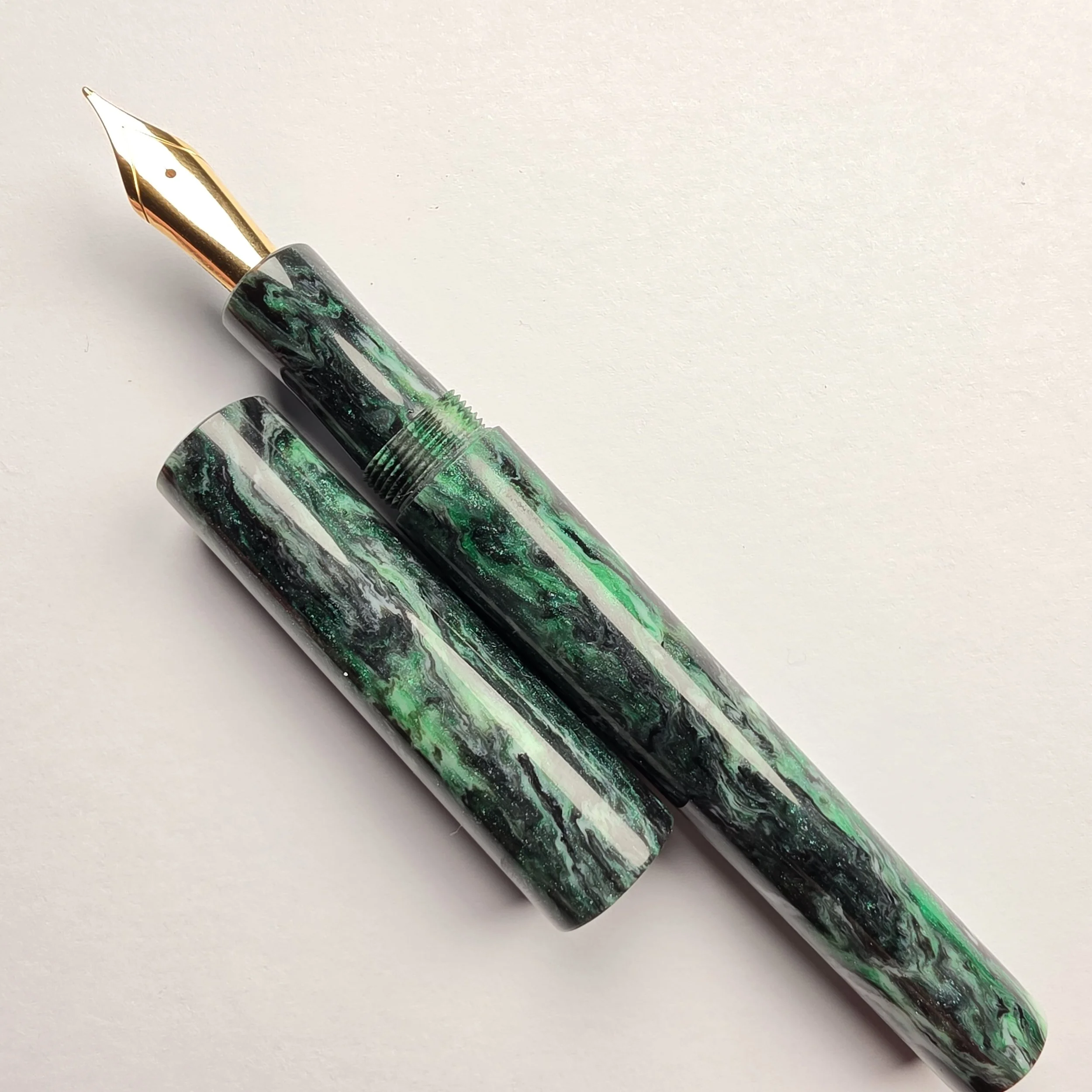 DiamondCast - Custom Green and black