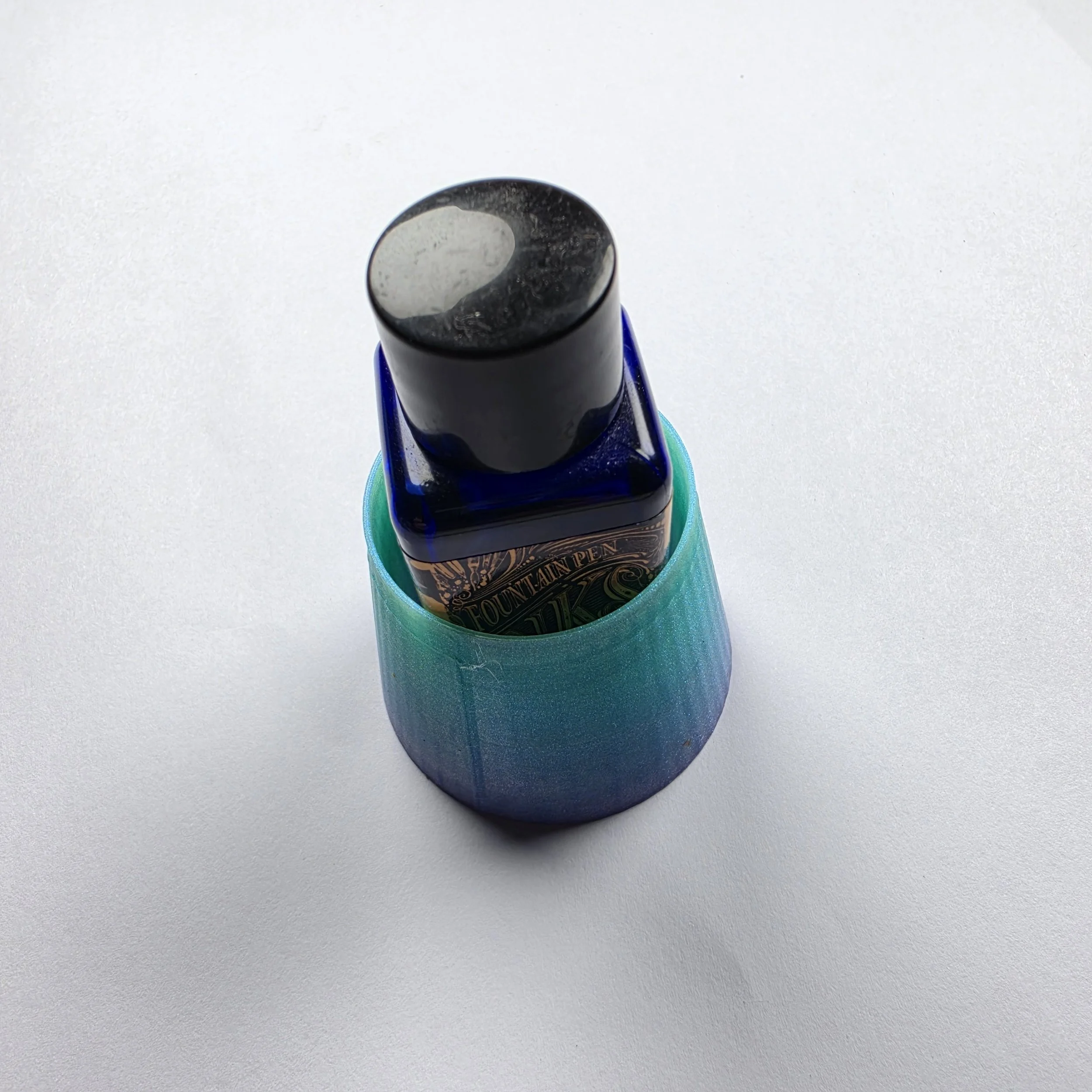 Anti Knock Ink Bottle Holder - Diamine/Robert Oster - Colour Transition