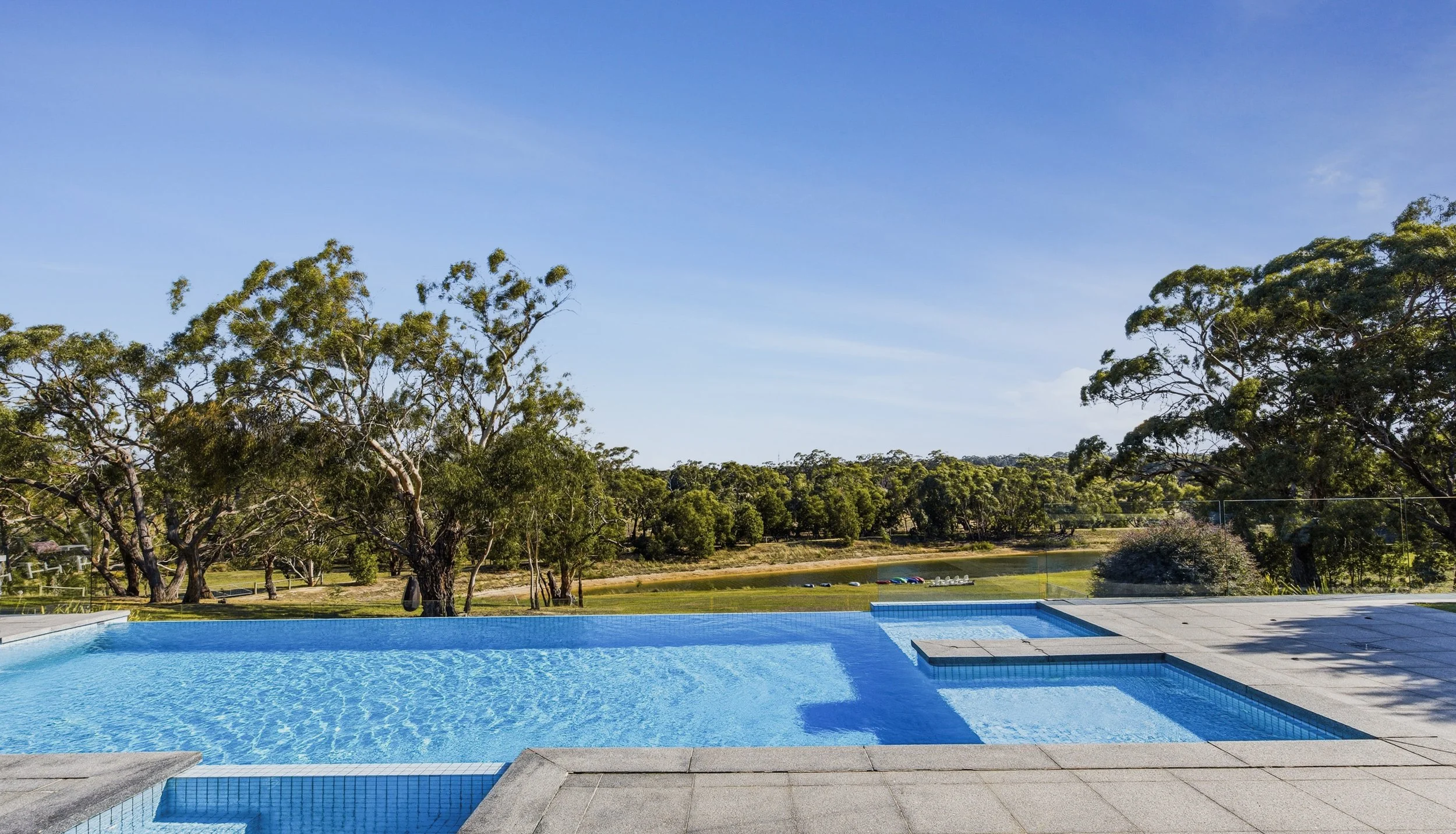 Graysons Estate - Luxury Large Group Accomodation - Womens Retreats-2.jpg