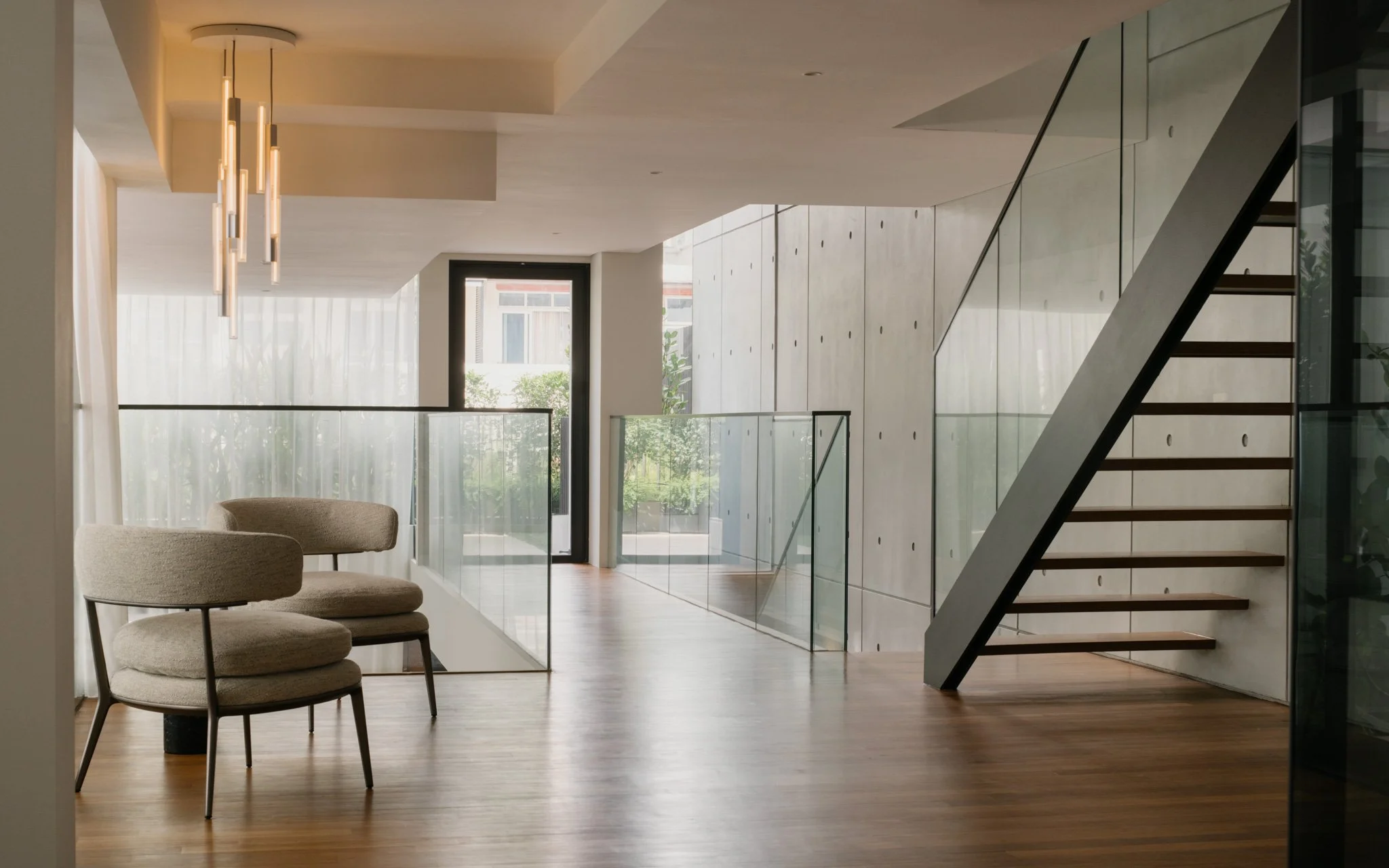 Lounge on mezzanine