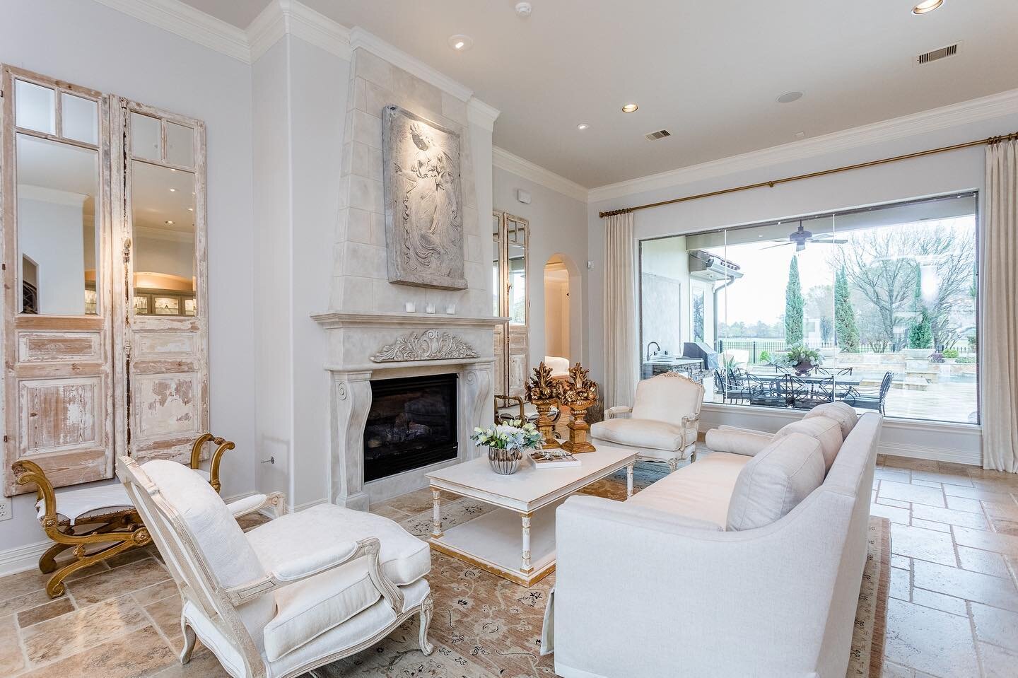 This formal living room needed to make statement while remaining calm and sophisticated. By using gold details and antique pieces we were able to mix the old and the new to create a timeless look our clients will enjoy for years to come!⁠
⁠
#interior