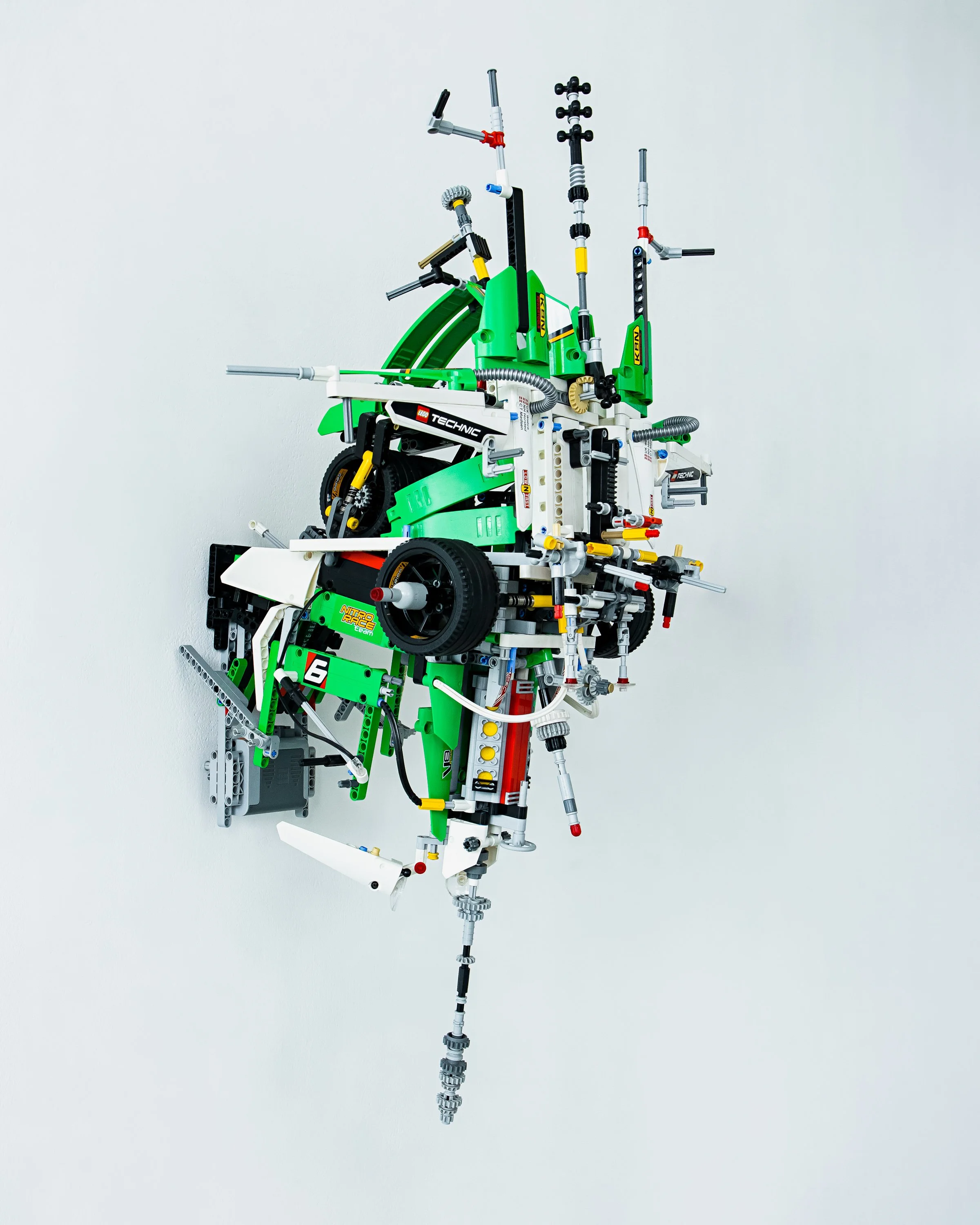 lego.06_bEYOND_SMALL 2.jpg