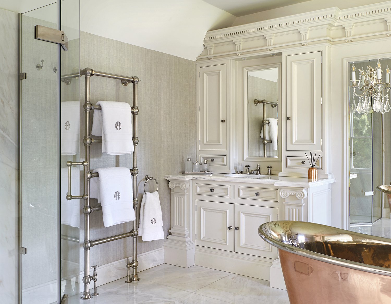 bespoke-luxury-bathroom-cabinetry