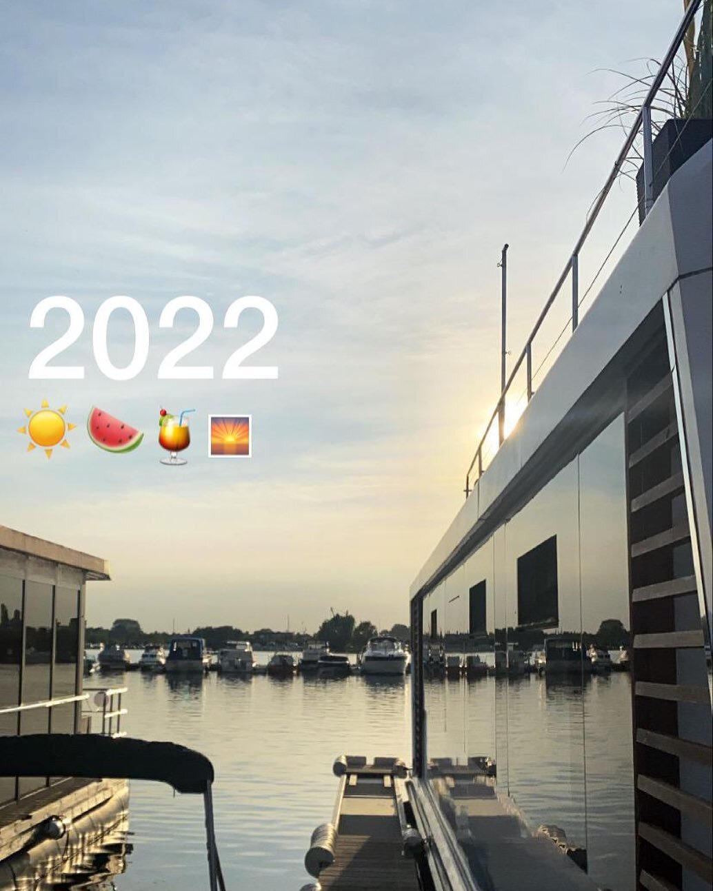 Vorfreude ist die sch&ouml;nste Freude😍 Bucht jetzt schon f&uuml;r das n&auml;chste Jahr ☀️

www.Booking.com &mdash;&gt; Weyhe Hausboot Buddy 

#hausboot #hausbooturlaub #hausbootbuddy #urlaubsufdemhausboot #hausbootliebe #buddy #sommer #sonne #meer