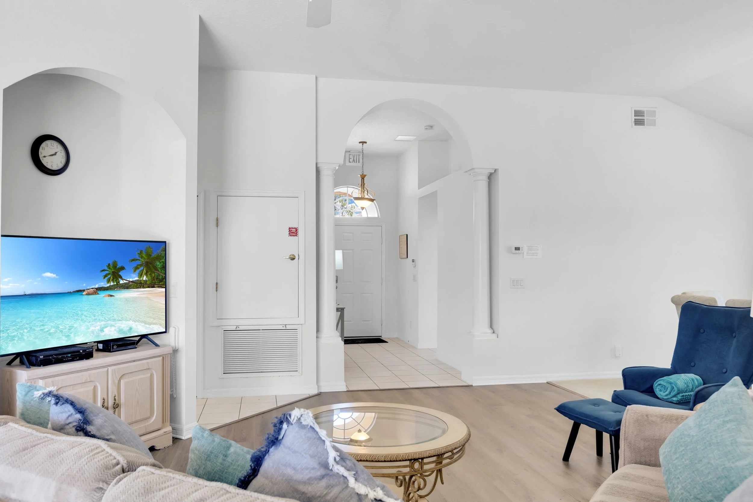 7_101 calabay parc blvd - 07.jpg