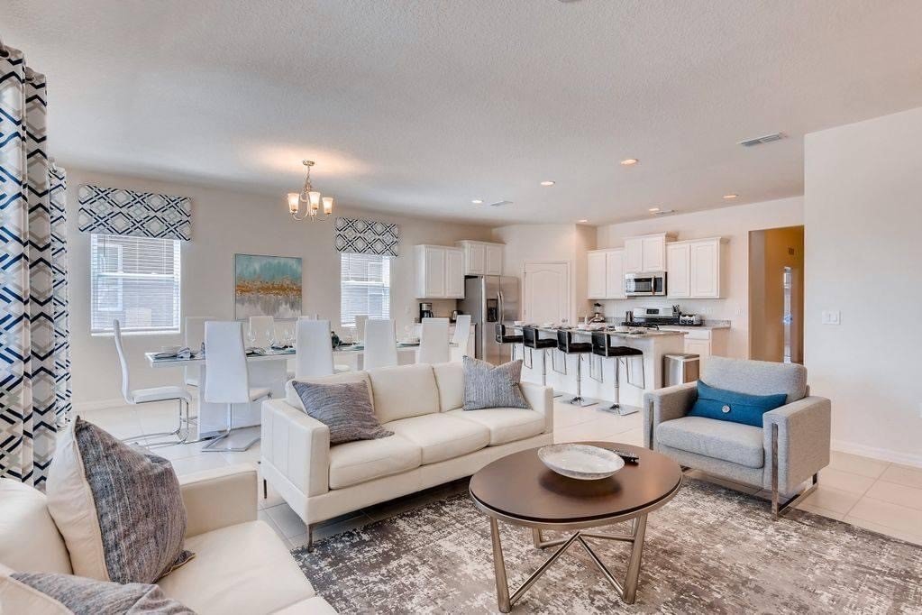 5292ST - Solterra Resort - New Modern 6 Bed Villa with Private, Conservation views