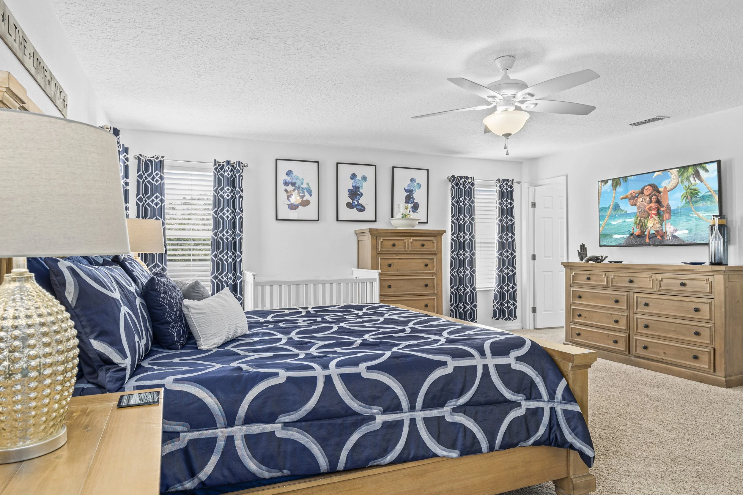 5 Bedroom Orlando Villa - Master Bedroom (3).jpg