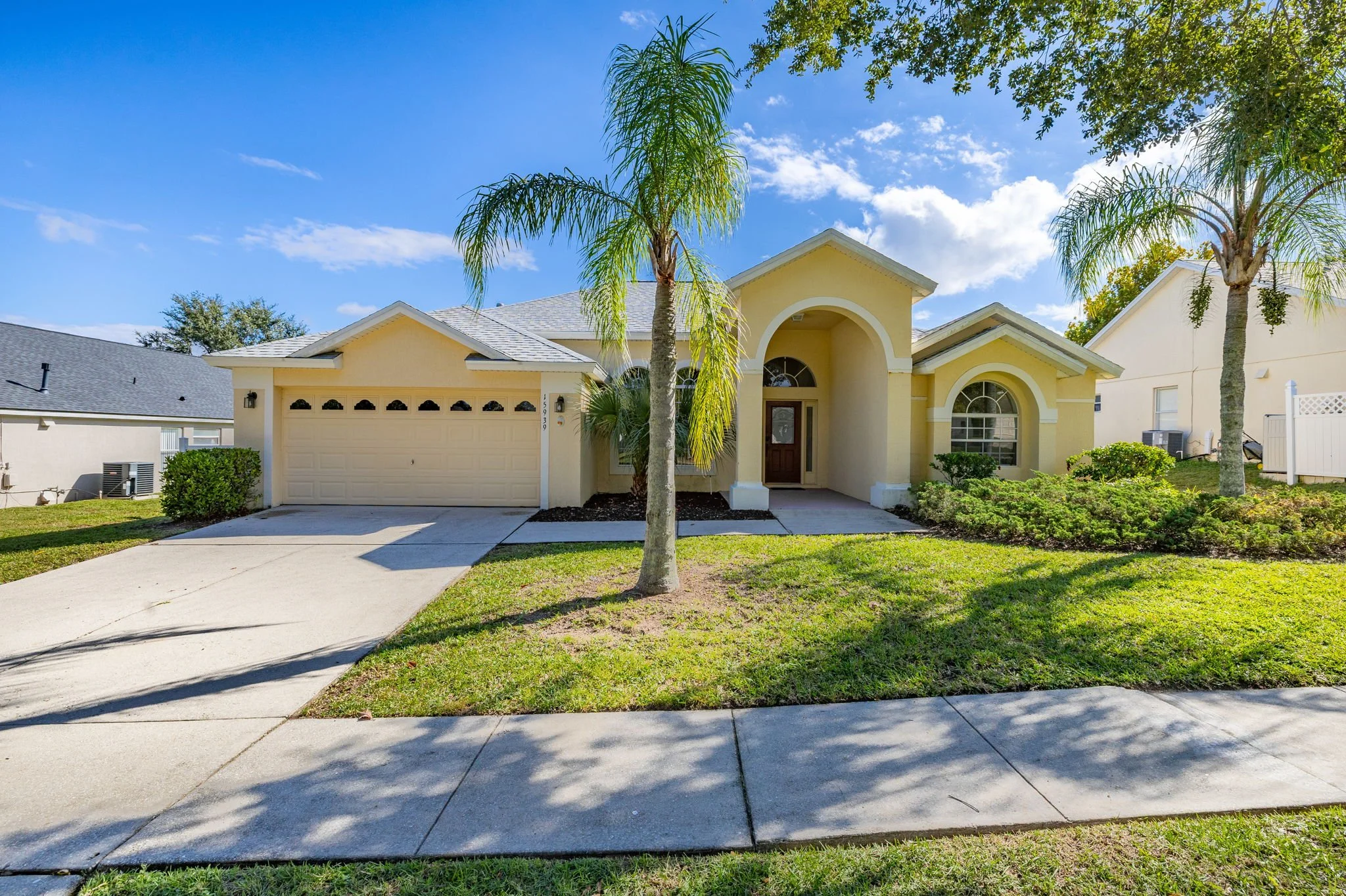 373RH - Orange Tree – 4 Bed / 3 Bath Villa with Private South-East Facing Pool
